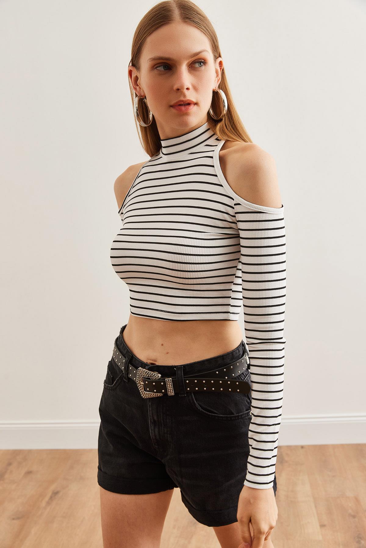 Omuz Dekolteli Burgu Crop Bluz Çizgili Beyaz