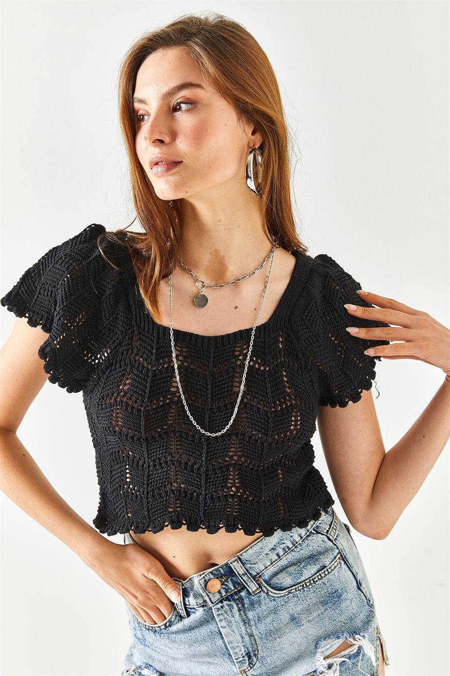 Omuz Detaylı Ajurlu Crop Triko Bluz Siyah