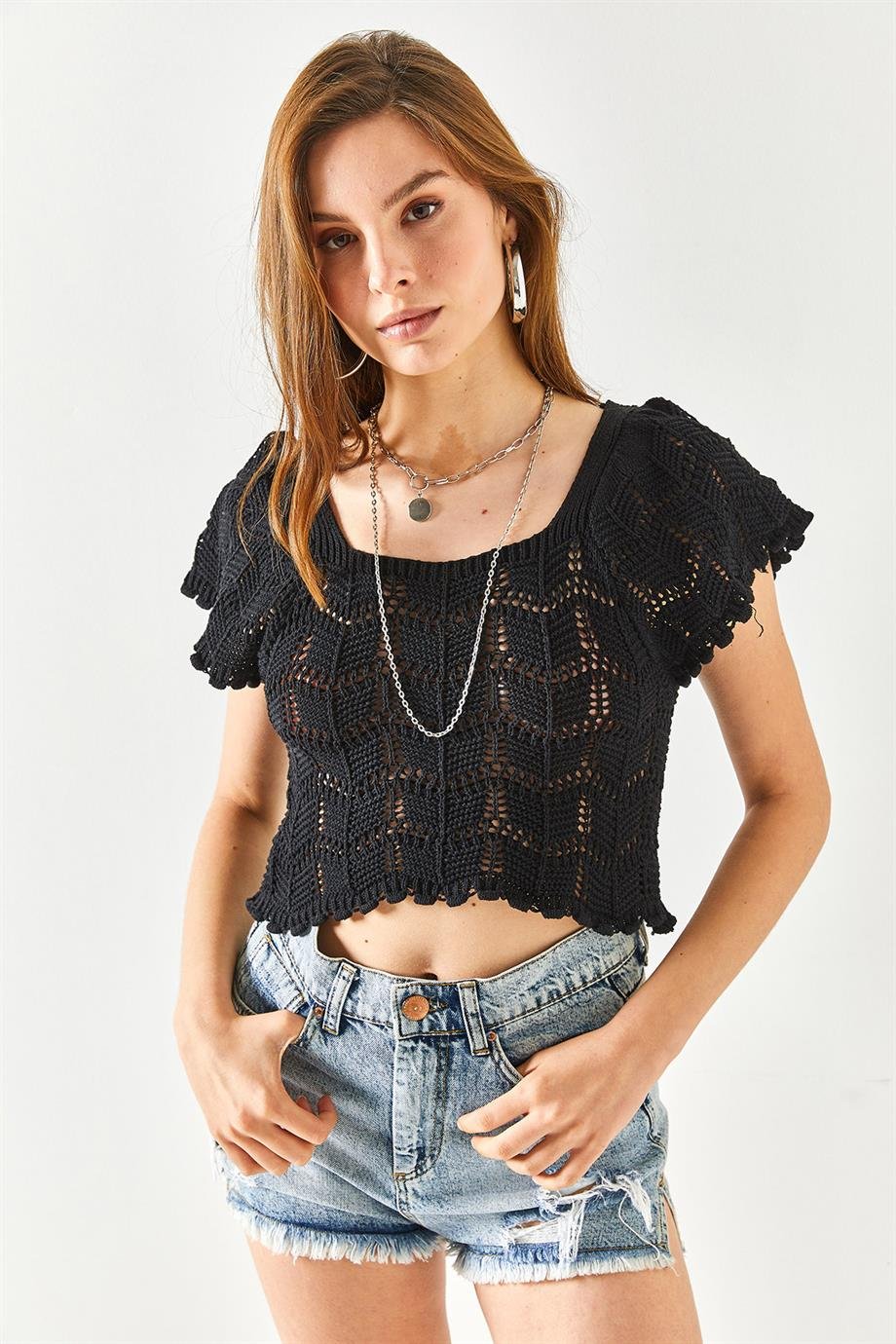 Omuz Detaylı Ajurlu Crop Triko Bluz Siyah