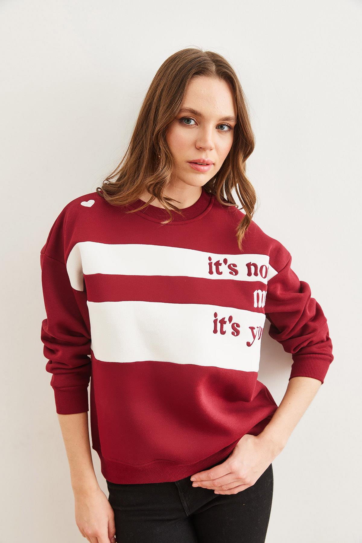 Omuz Kalp Nakışlı Şardonlu Sweatshirt Bordo