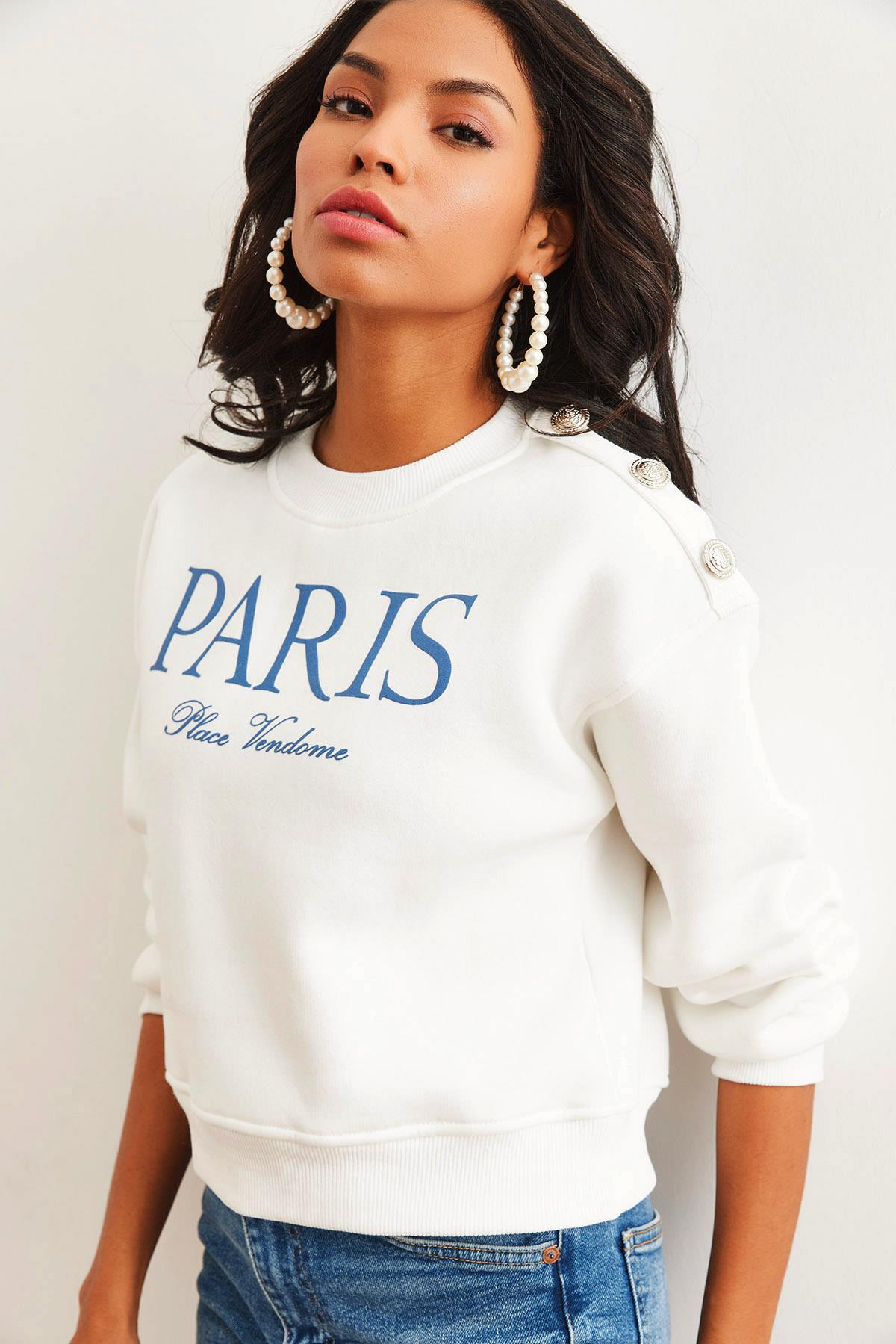 Omuzu Düğme Detaylı Şardonlu Crop Kalın Sweatshirt Beyaz