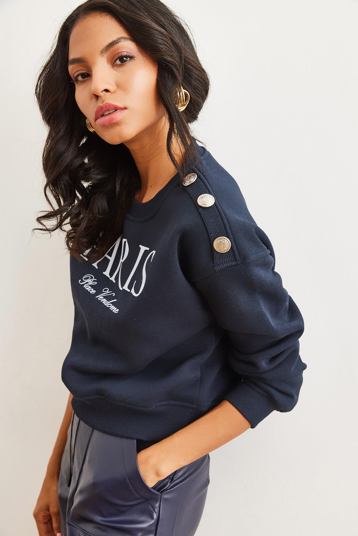 Omuzu Düğme Detaylı Şardonlu Crop Kalın Sweatshirt Lacivert