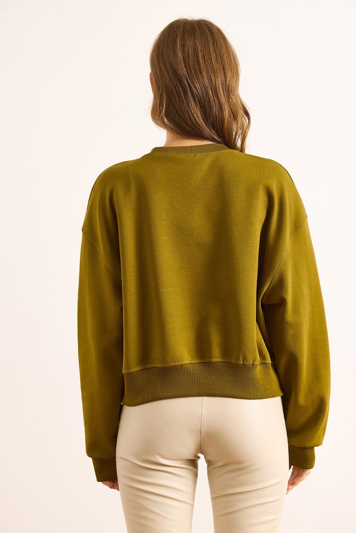 Omuzu Taş Detaylı Şardonsuz Kalın Sweatshirt Yağ Yeşili
