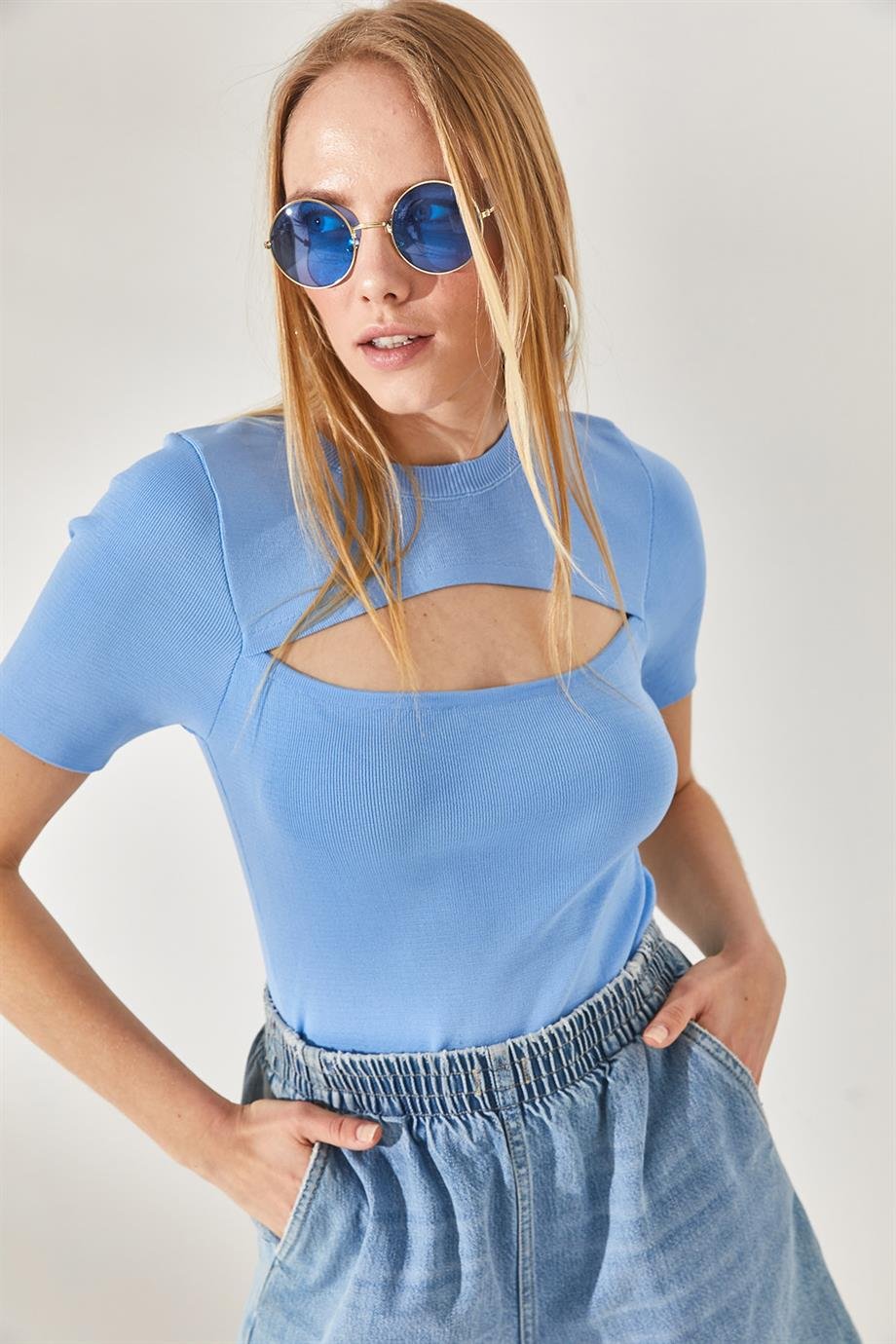 Öpücük Detaylı Crop Triko Bluz Bebe Mavi