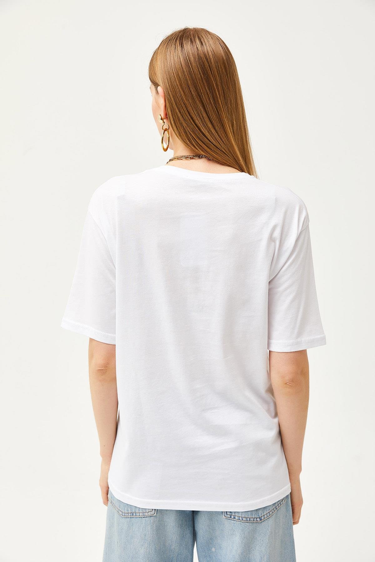 Oversize Bisiklet Yaka Tişört Beyaz