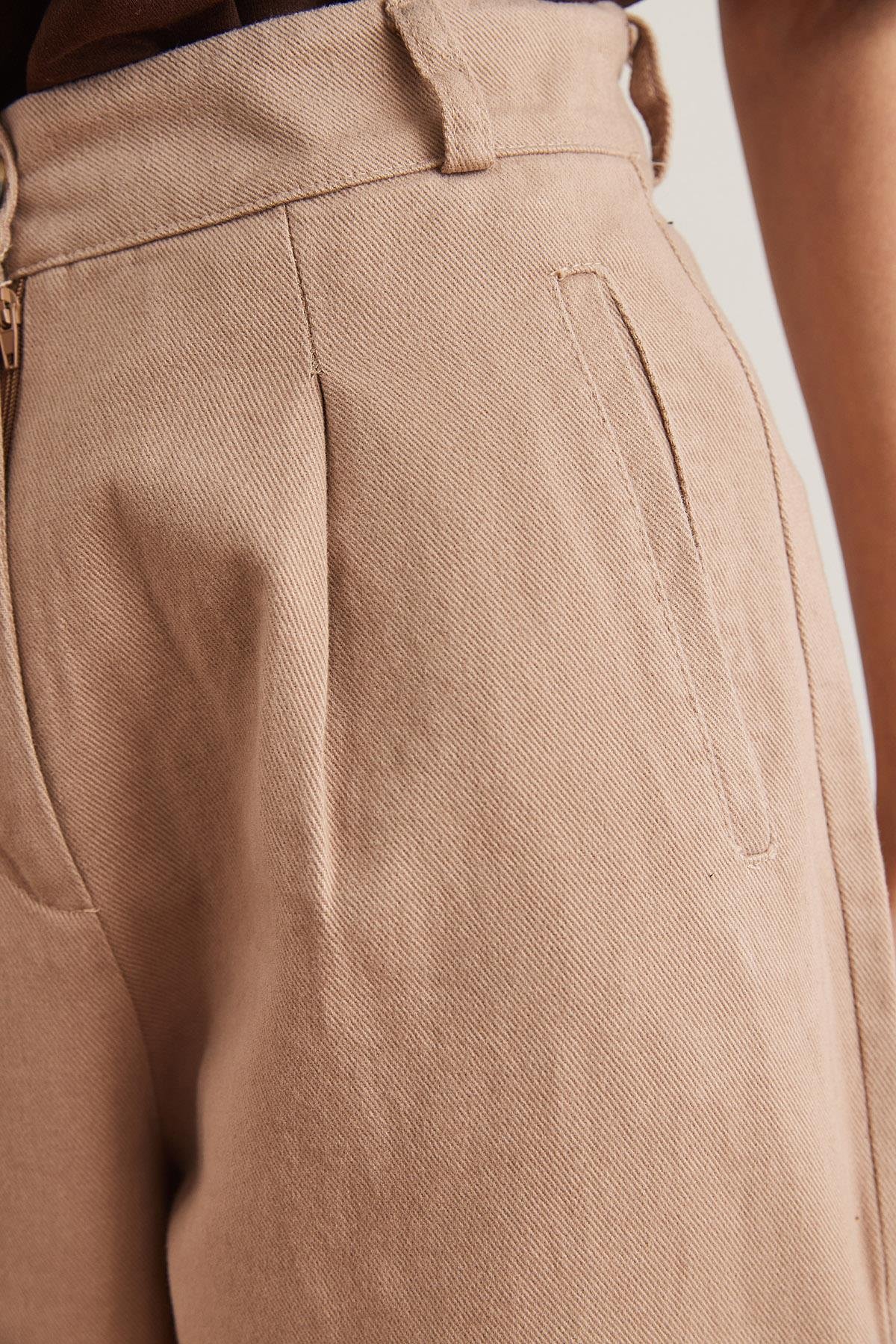 Paçası Çıtçıt Detaylı Yumuşak Dokulu Gabardin Havuç Pantolon Camel