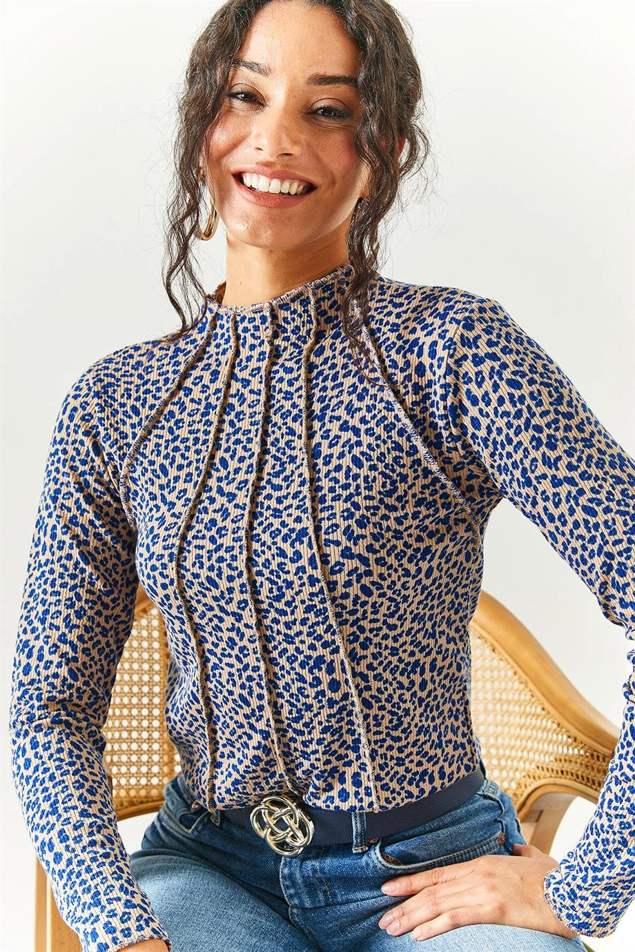 Parçalı Dik  Yaka Likralı Crop Bluz Leopar Saks Mavi