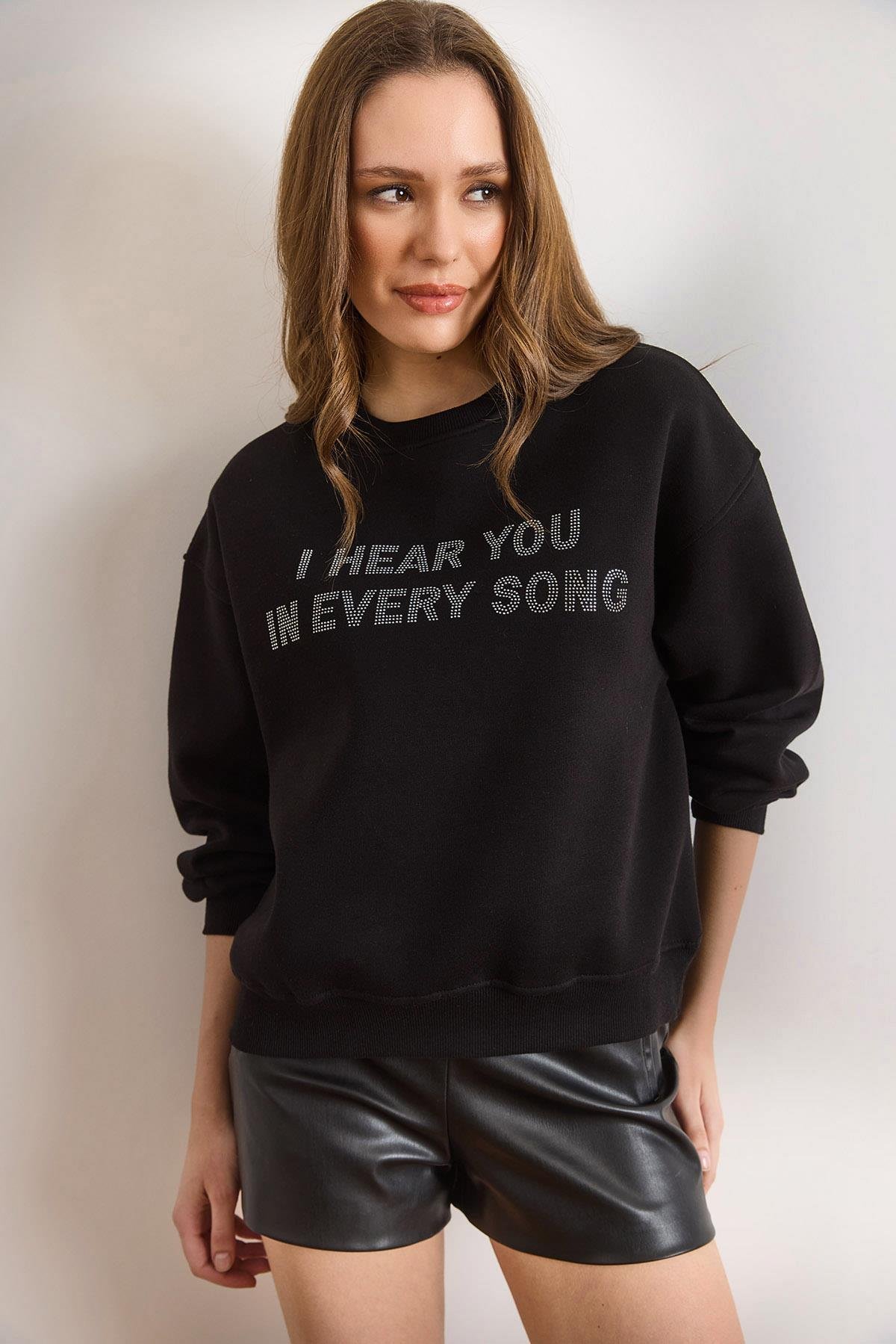 Payet Detaylı Şardonlu Kalın Sweatshirt Siyah