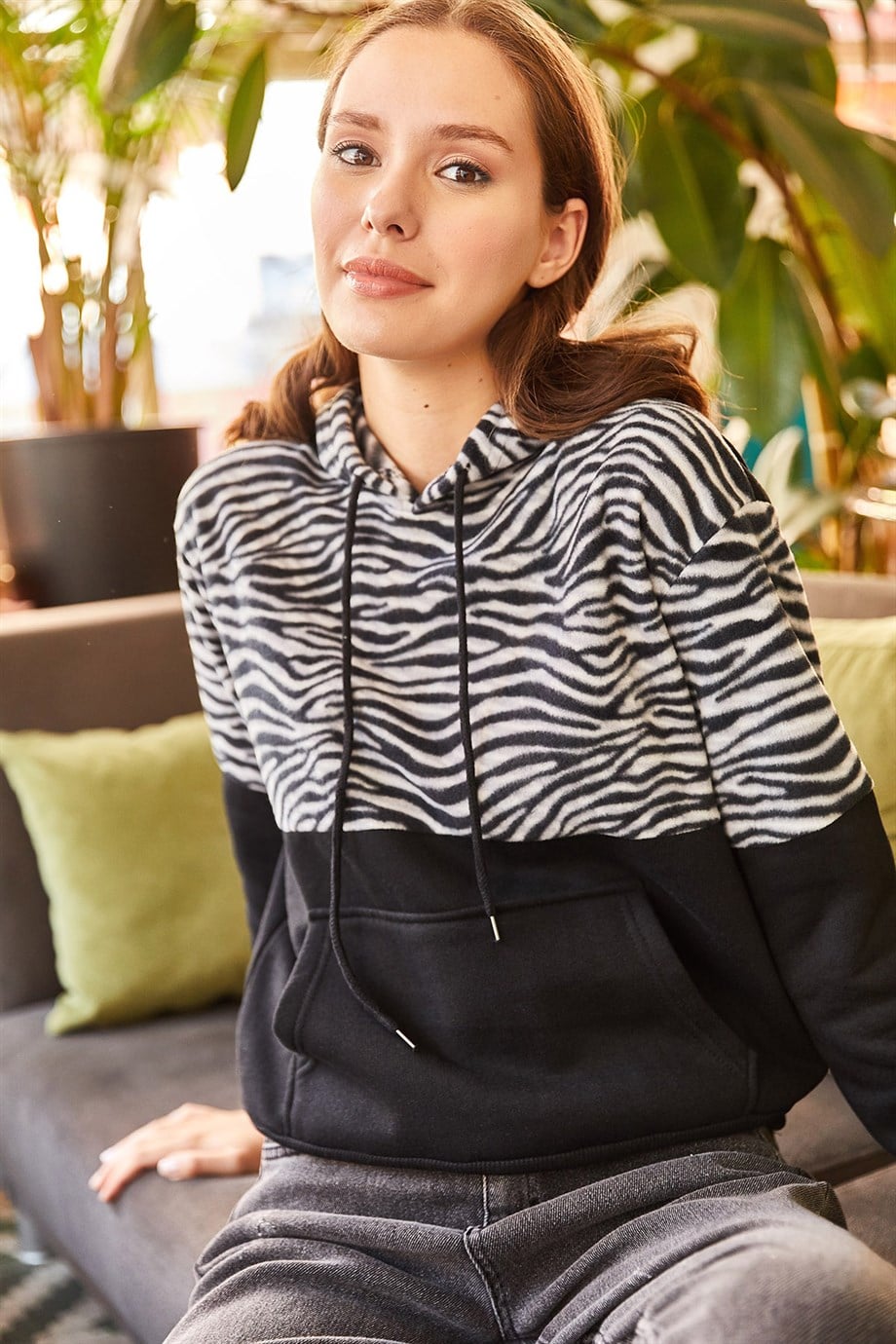Polar Detaylı İçi Polarlı Kalın Sweatshirt Zebra Siyah