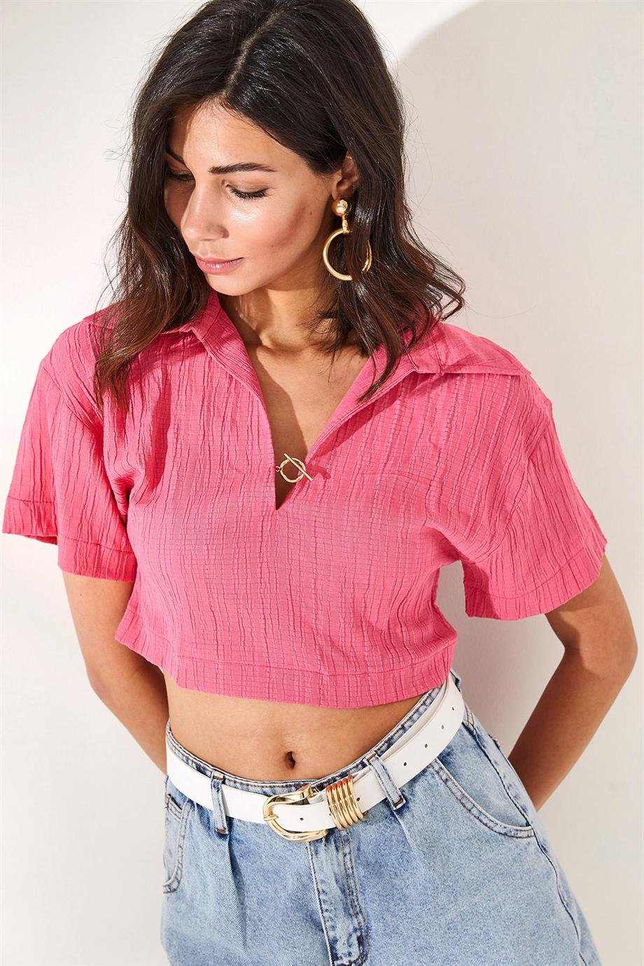 Polo Yaka Aksesuarlı Crop Bluz Fuşya