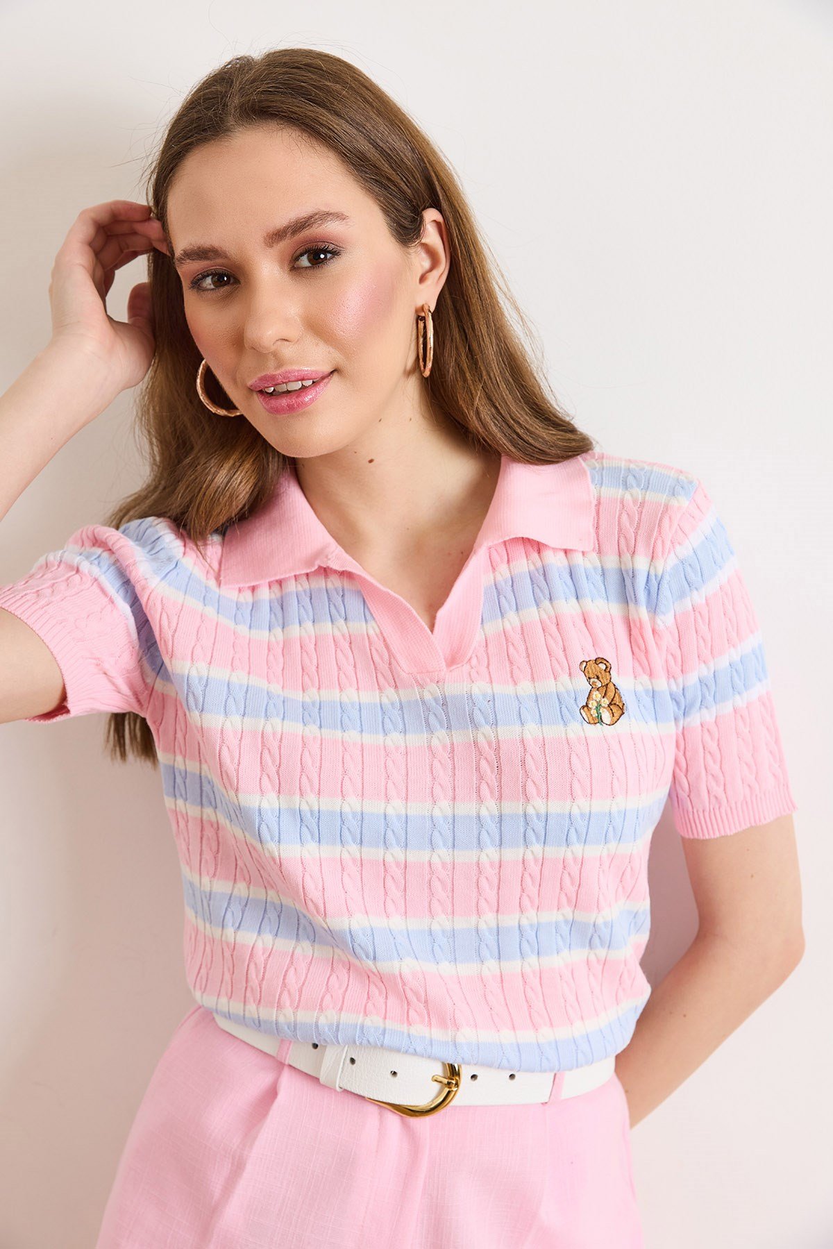 Polo Yaka Ayıcık Nakışlı Mevsimlik Triko Bluz Pembe