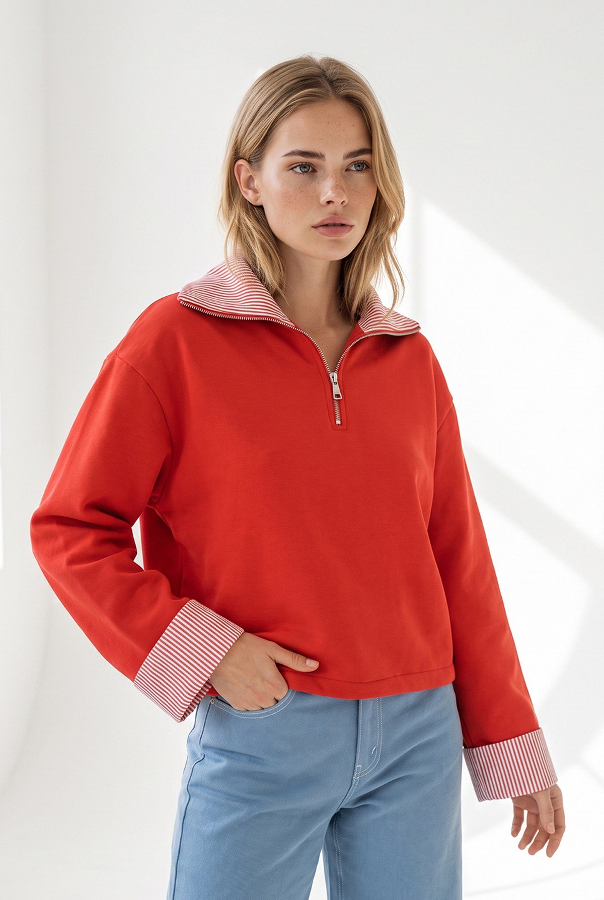 Polo Yaka Çizgi Detaylı Garnili Crop Sweatshirt Kırmızı