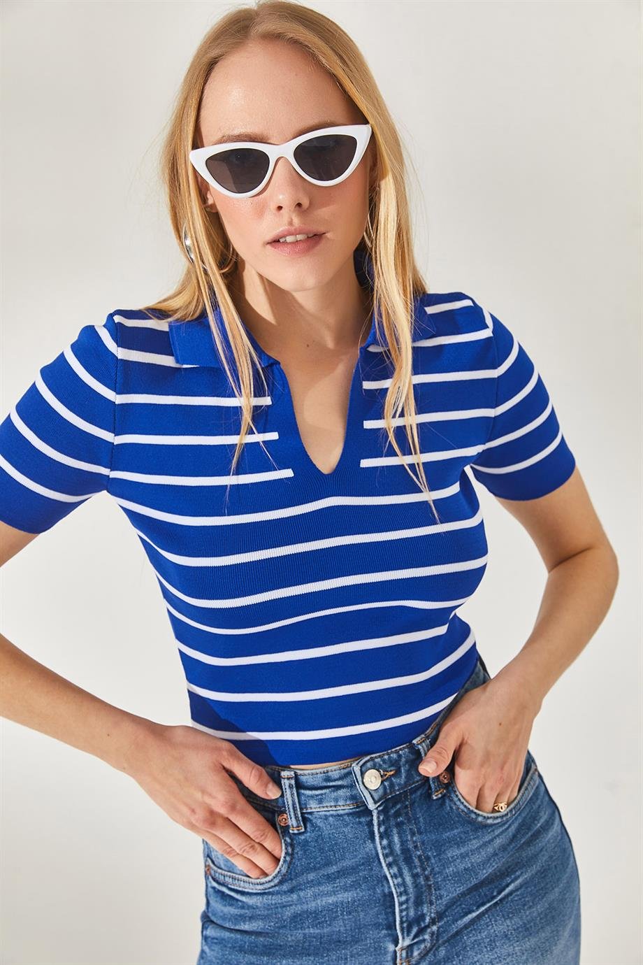 Polo Yaka Çizgili Crop Triko Bluz Saks Mavi