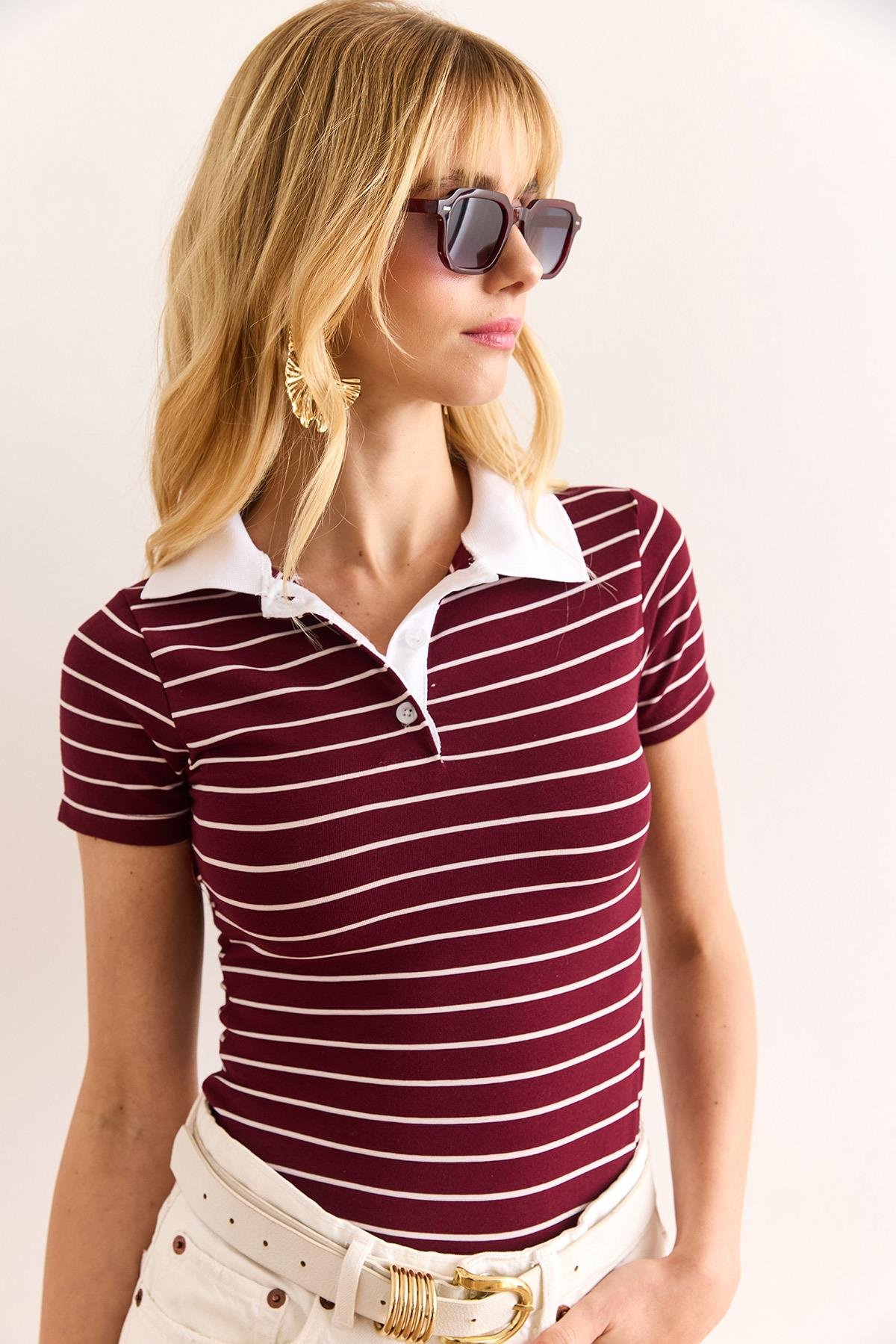 Polo Yaka Çizgili Esnek Bluz Bordo