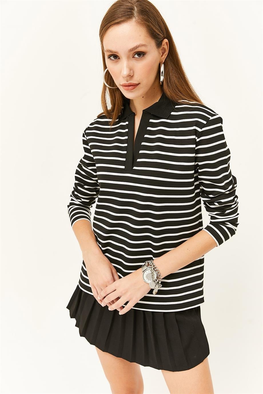 Polo Yaka Çizgili Sweatshirt Siyah