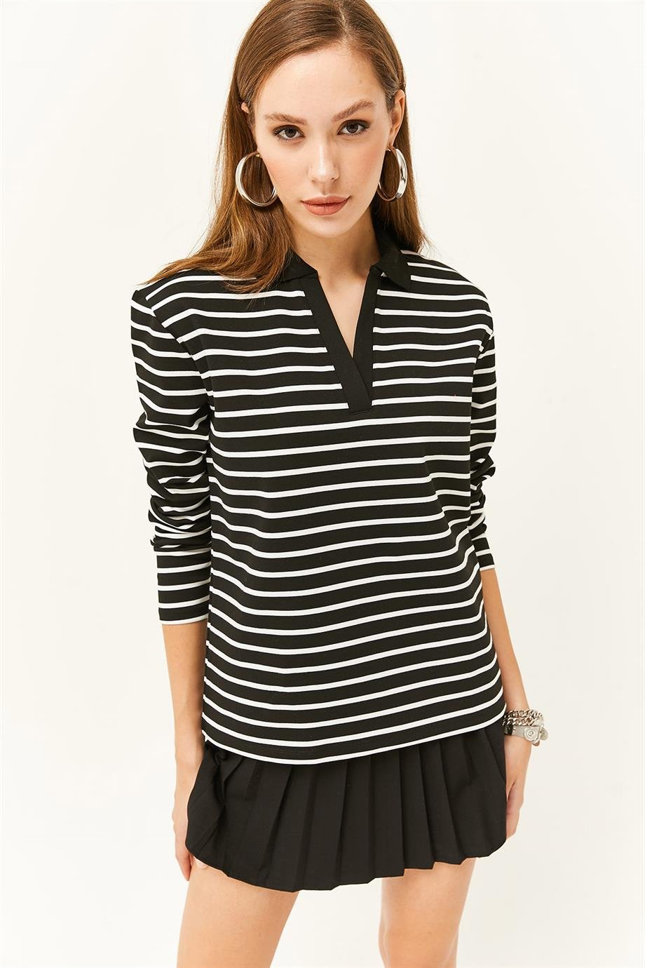 Polo Yaka Çizgili Sweatshirt Siyah