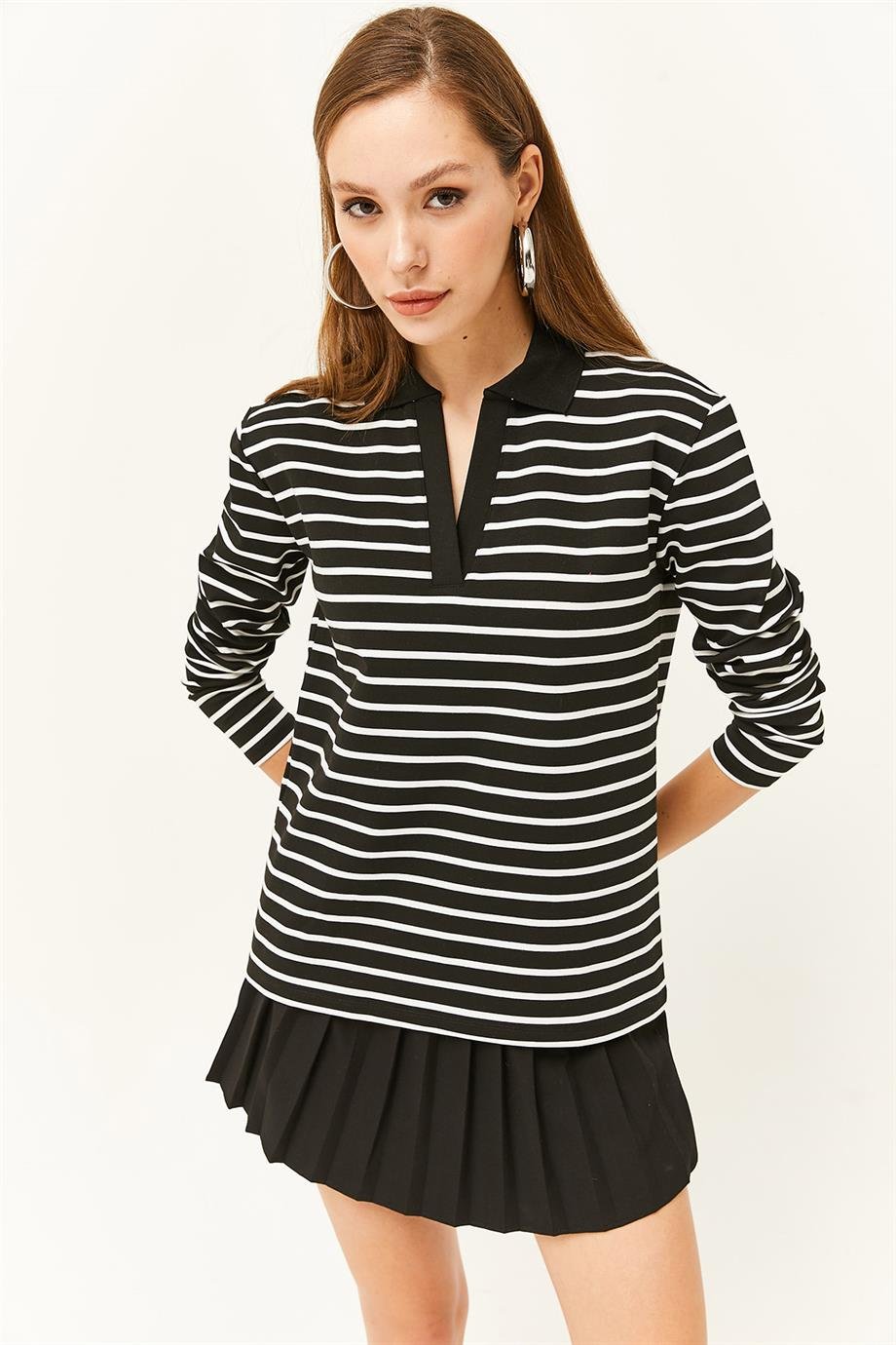 Polo Yaka Çizgili Sweatshirt Siyah