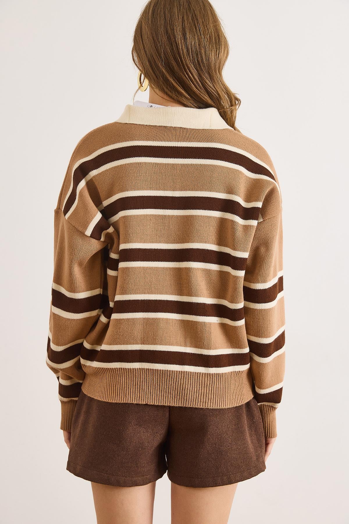 Polo Yaka Çizgili Triko Kazak Camel Kahve