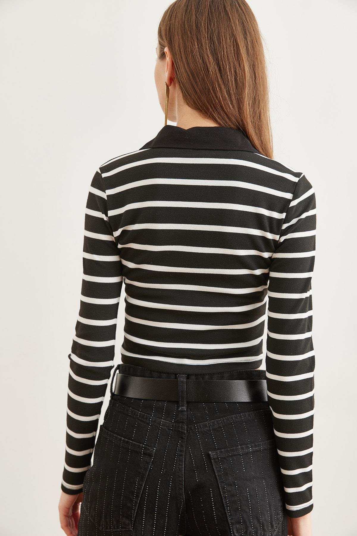 Polo Yaka Düğmeli Esnek Crop Bluz Siyah