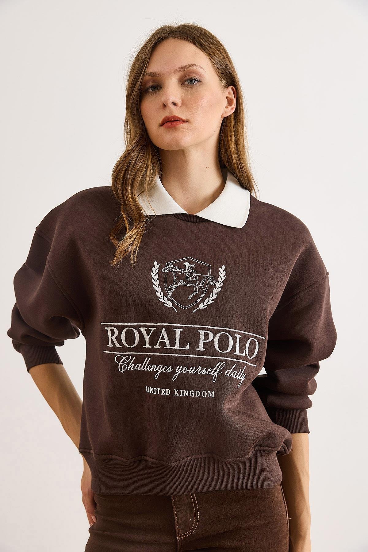 Polo Yaka Nakışlı Şardonlu Sweatshirt Kahverengi