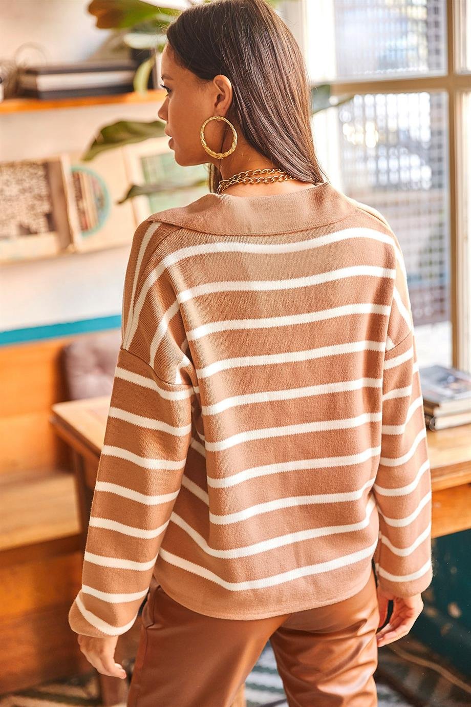 Polo Yaka Oversize Crop Triko Kazak Bisküvi
