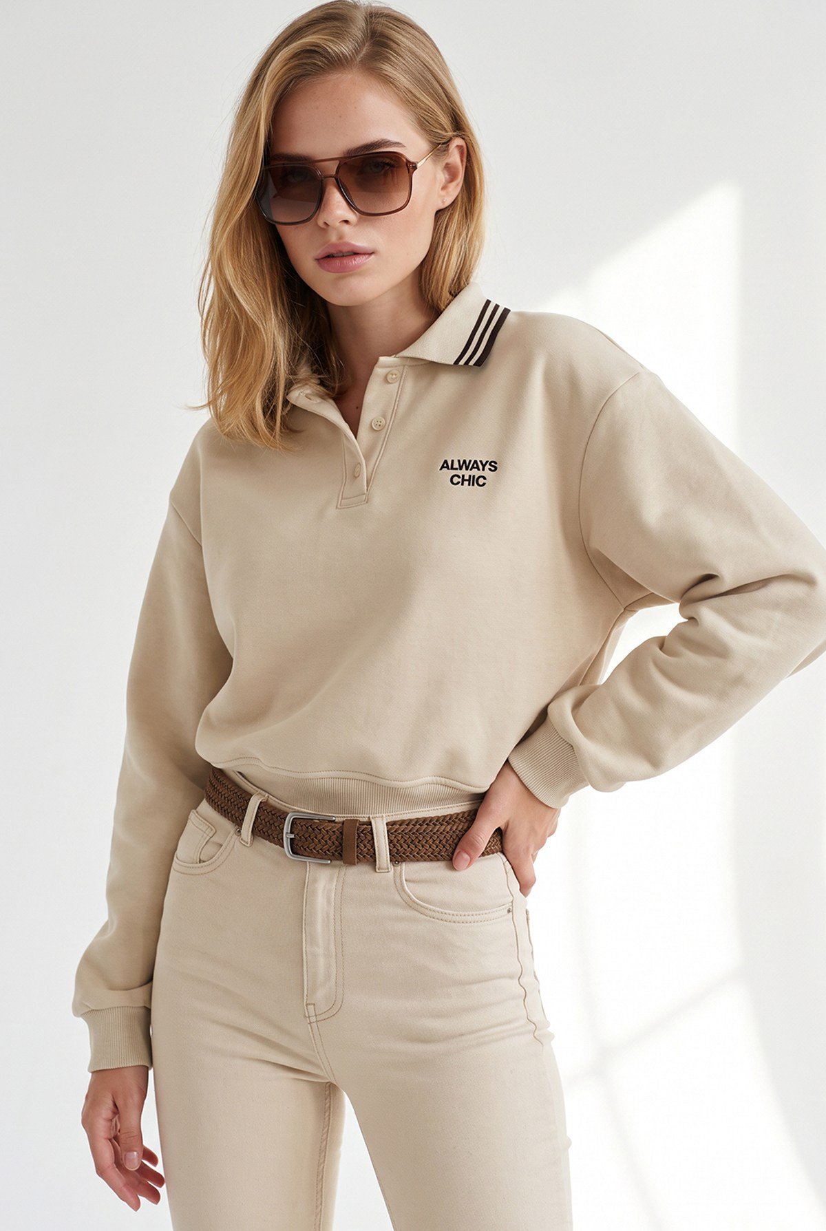 Polo Yaka Şardonlu Nakışlı Crop Sweatshirt Taş