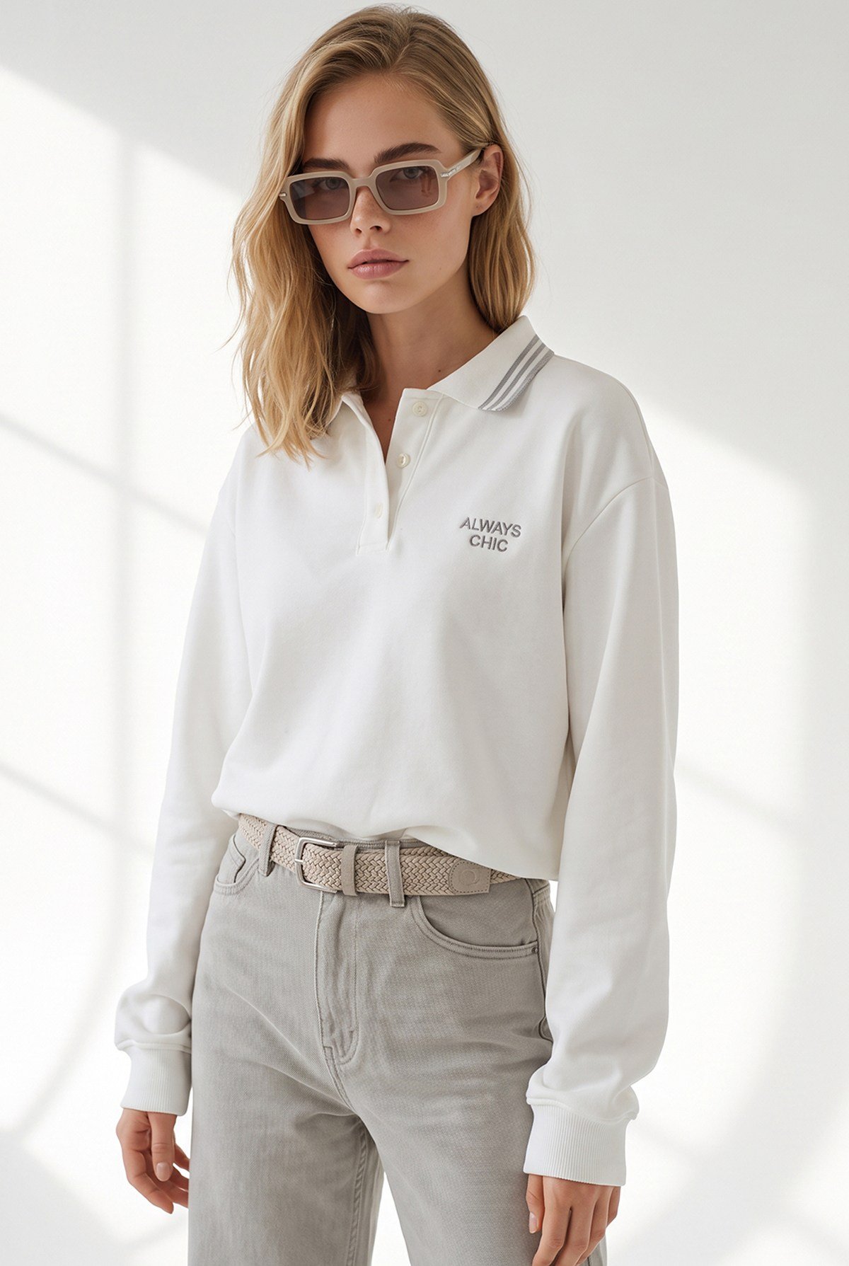Polo Yaka Şardonlu Nakışlı Crop Sweatshirt Beyaz