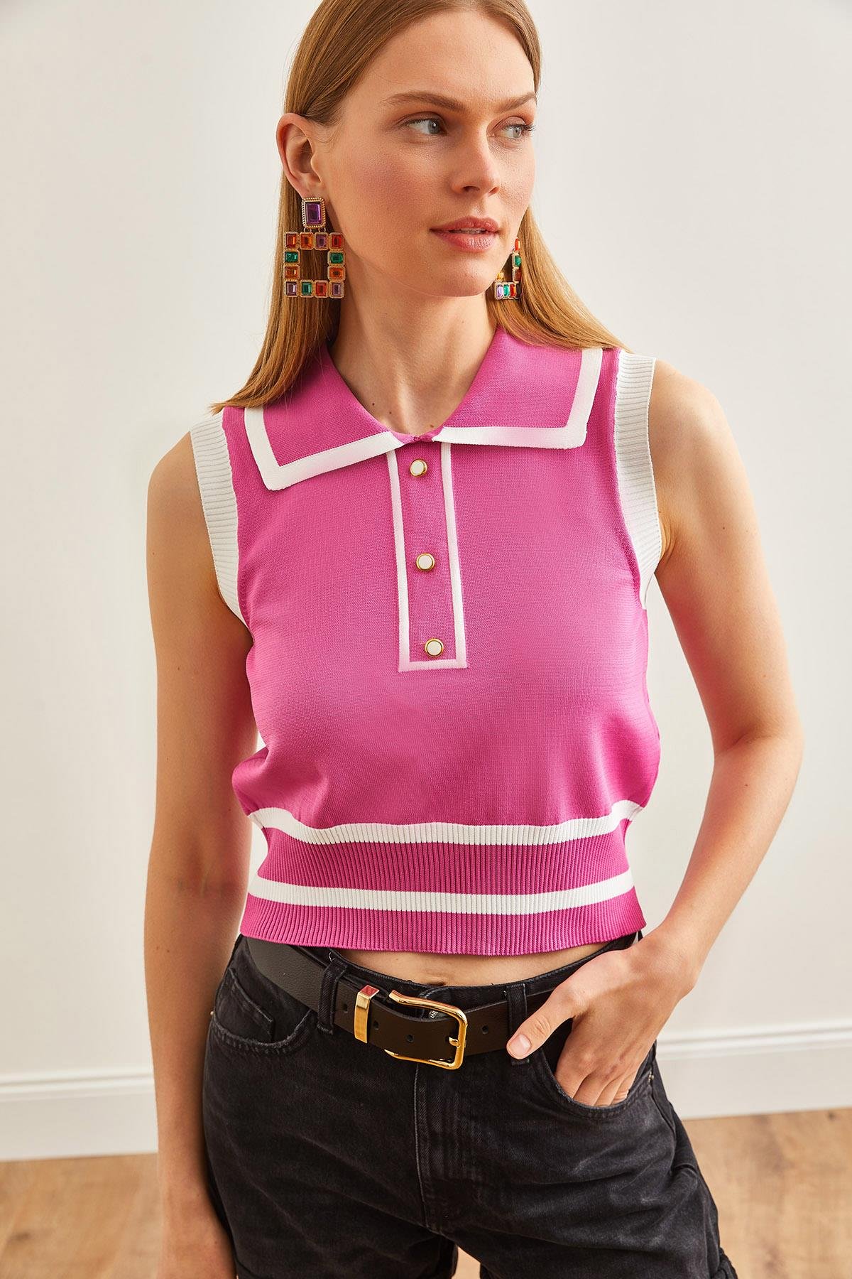 Polo Yaka Şeritli Kolsuz Triko Bluz Pembe