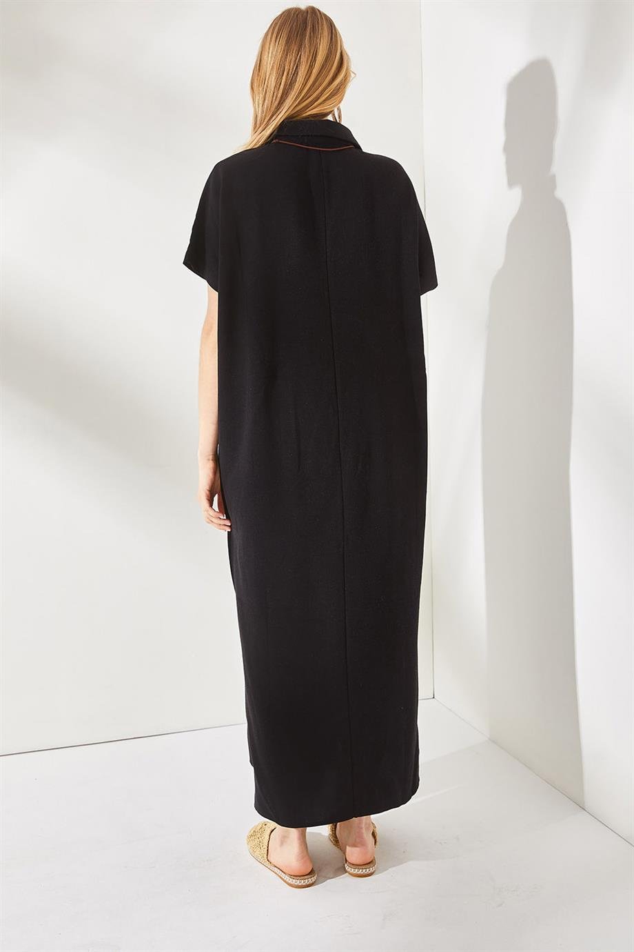 Polo Yaka Yırtmaçlı Oversize Keten Karışımlı Elbise Siyah