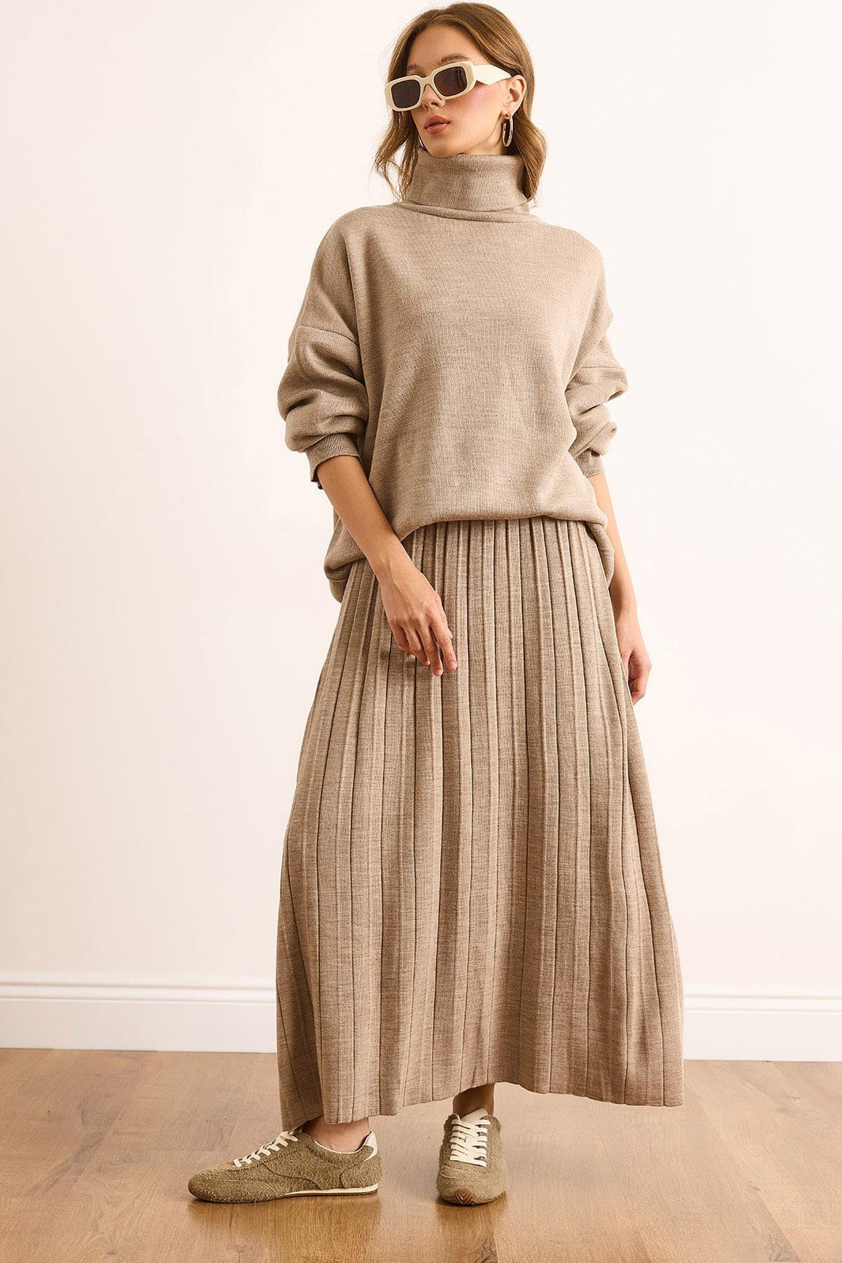 Premium Maxi Pilise Etek Oversize Kazak Takım Vizon