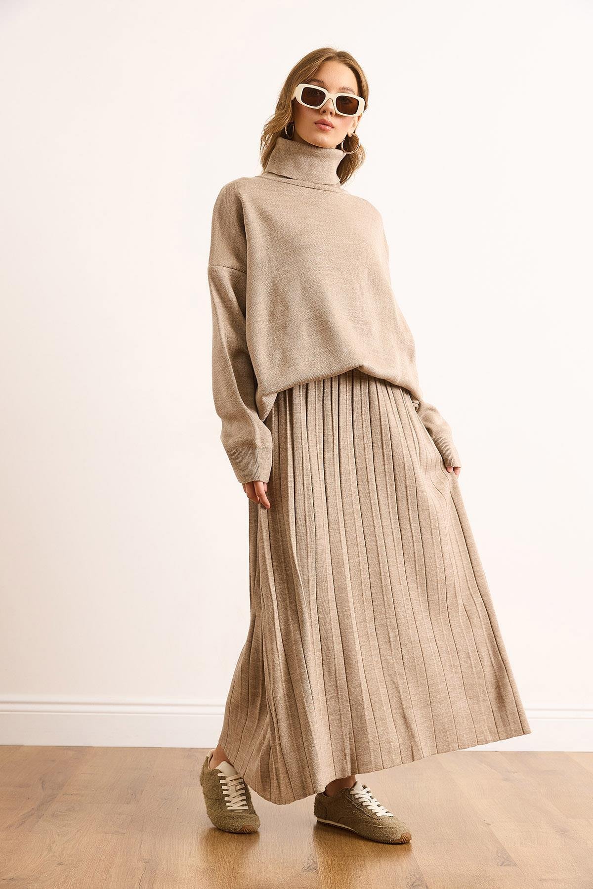 Premium Maxi Pilise Etek Oversize Kazak Takım Vizon