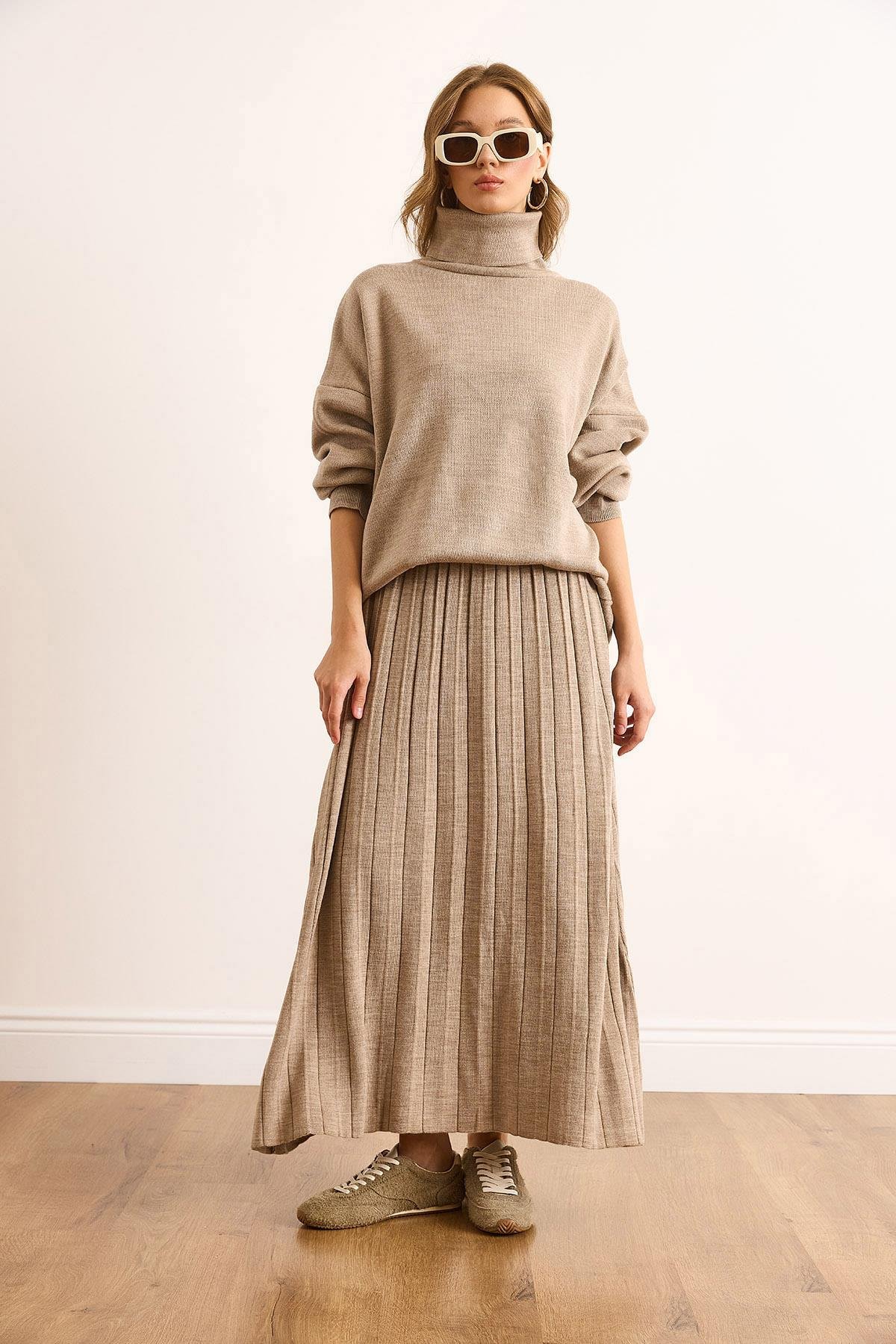 Premium Maxi Pilise Etek Oversize Kazak Takım Vizon