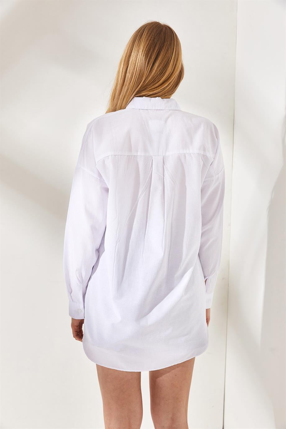 Pul Payet Detaylı Oversize Gömlek Beyaz