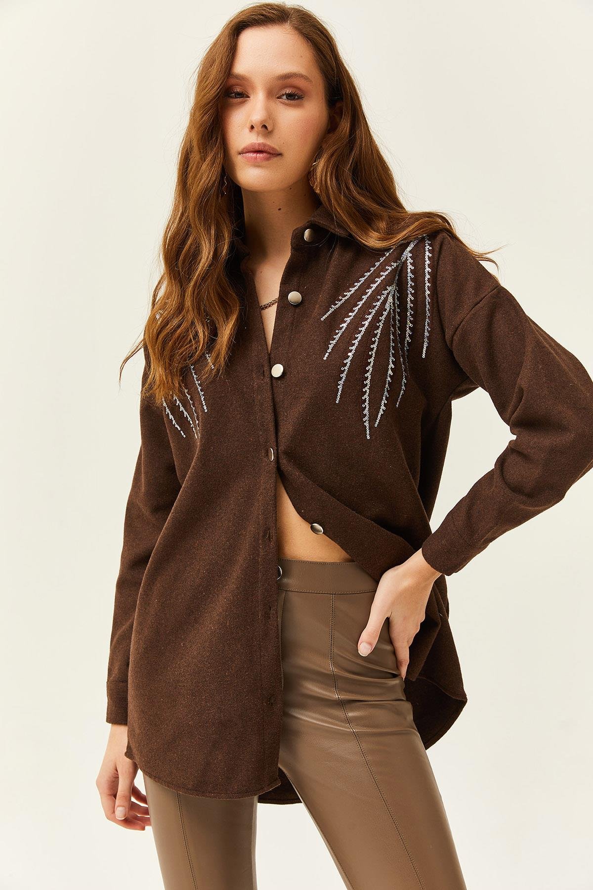 Pul Payet Detaylı Oversize Kaşe Gömlek Yaprak Acı Kahve