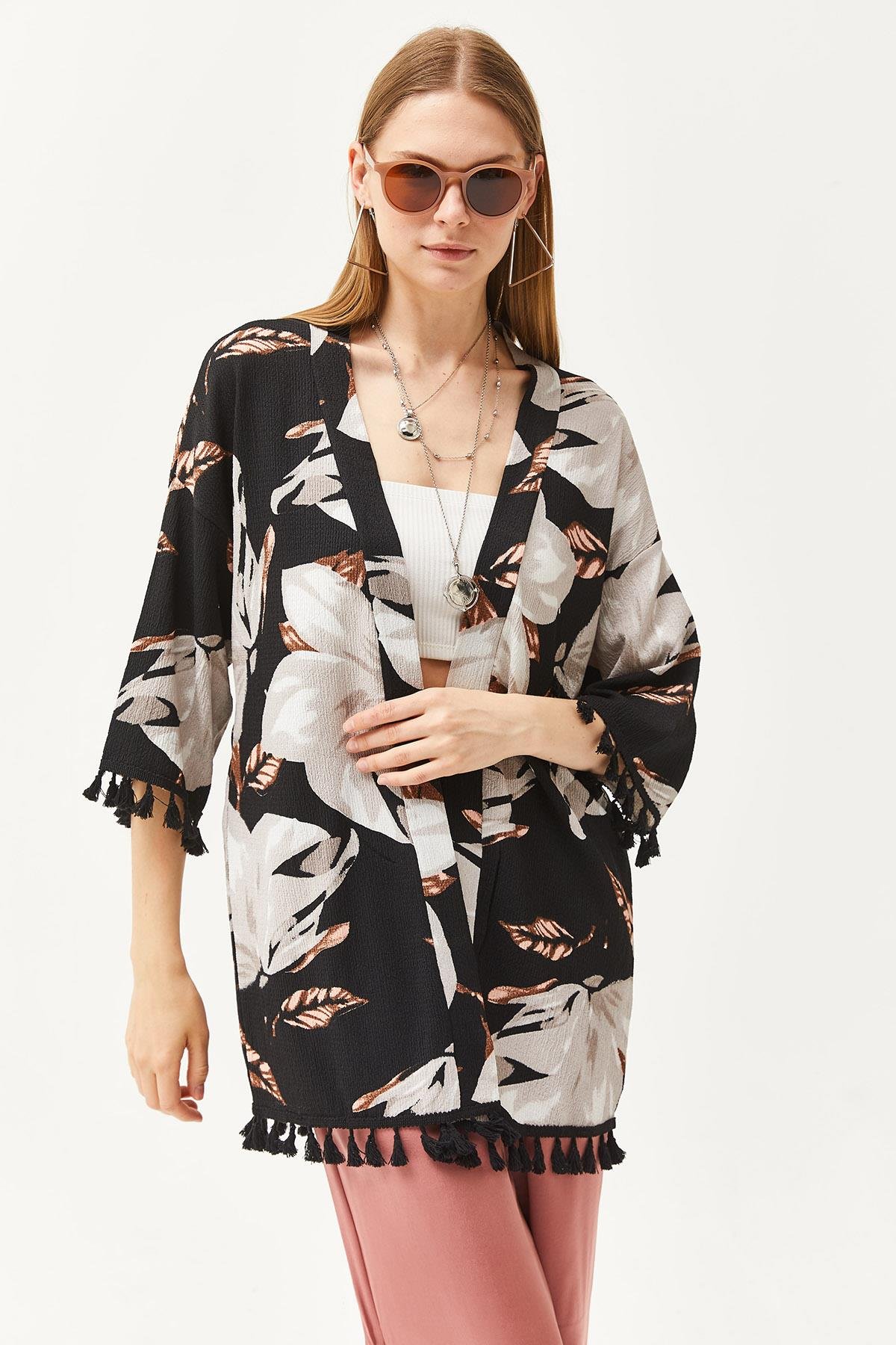 Püsküllü Salaş Örme Kimono Palmiye Siyah