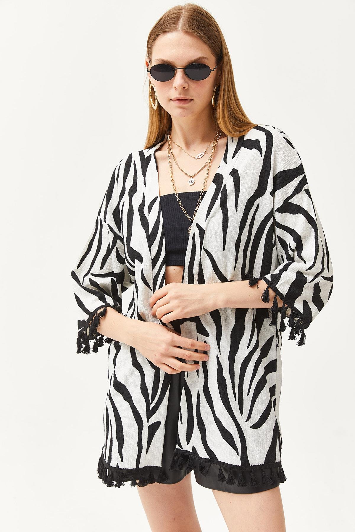 Püsküllü Salaş Örme Kimono Zebra Siyah