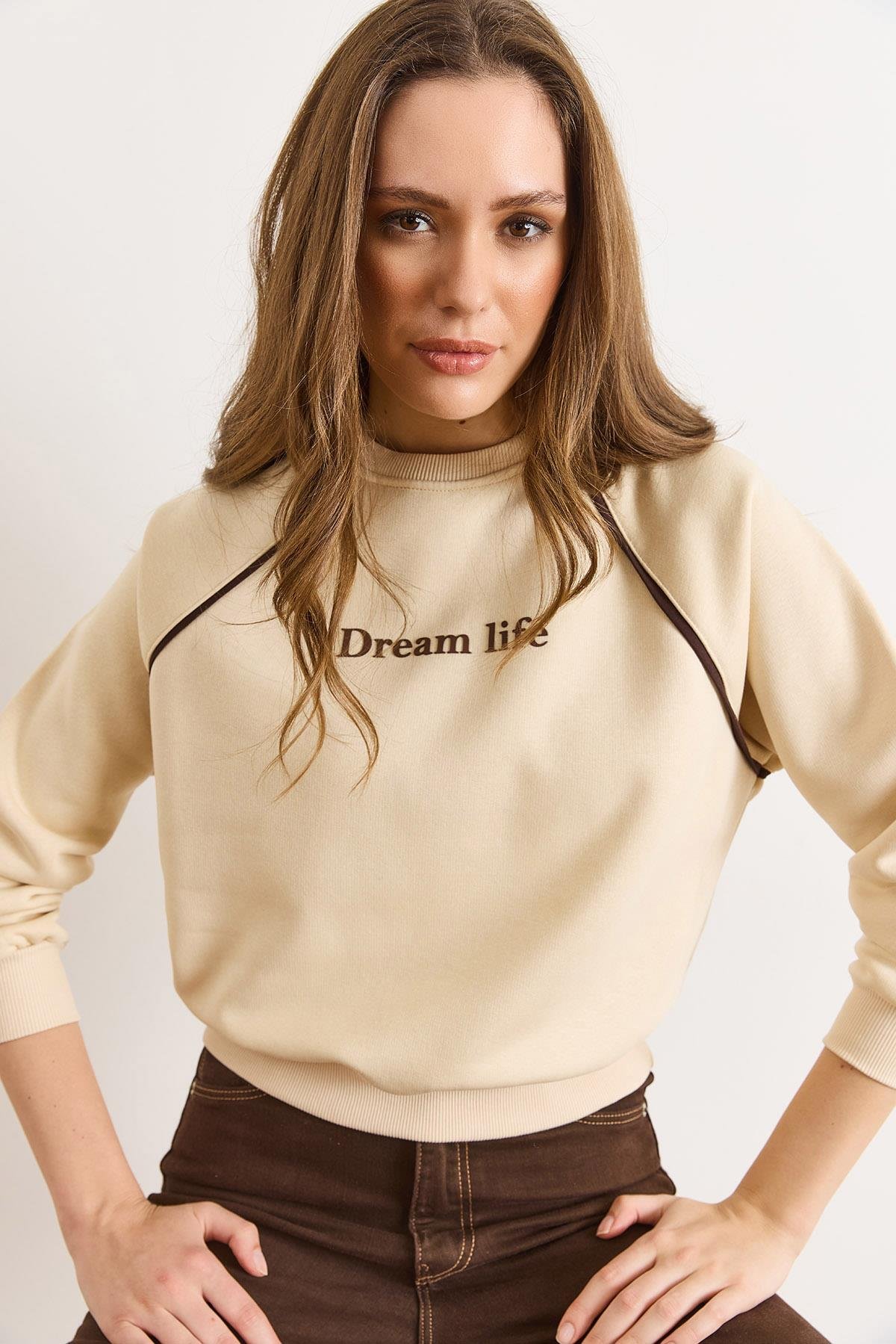 Reglan Kol Biye Detaylı Şardonlu Sweatshirt Bej