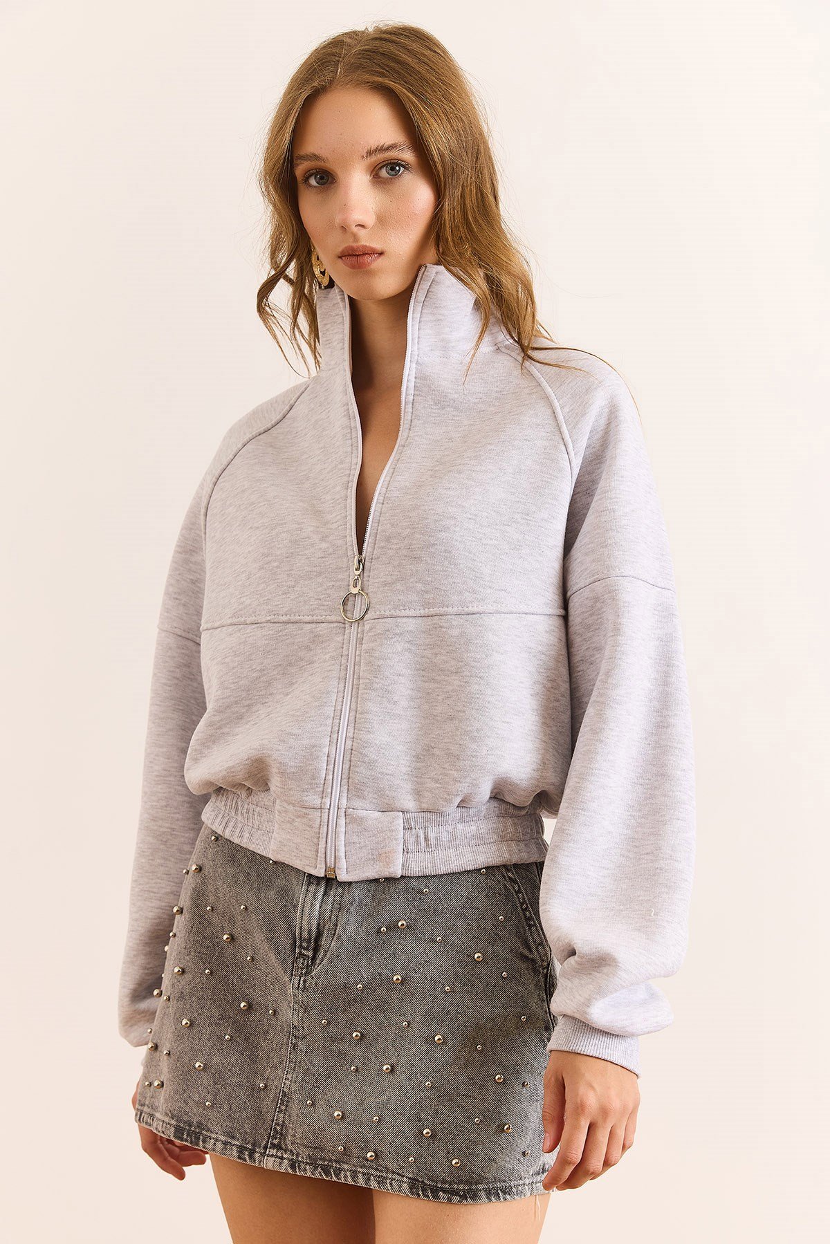 Reglan Kol Fermuarlı Şardonlu Kalın Crop Sweatshirt Gri Melanj