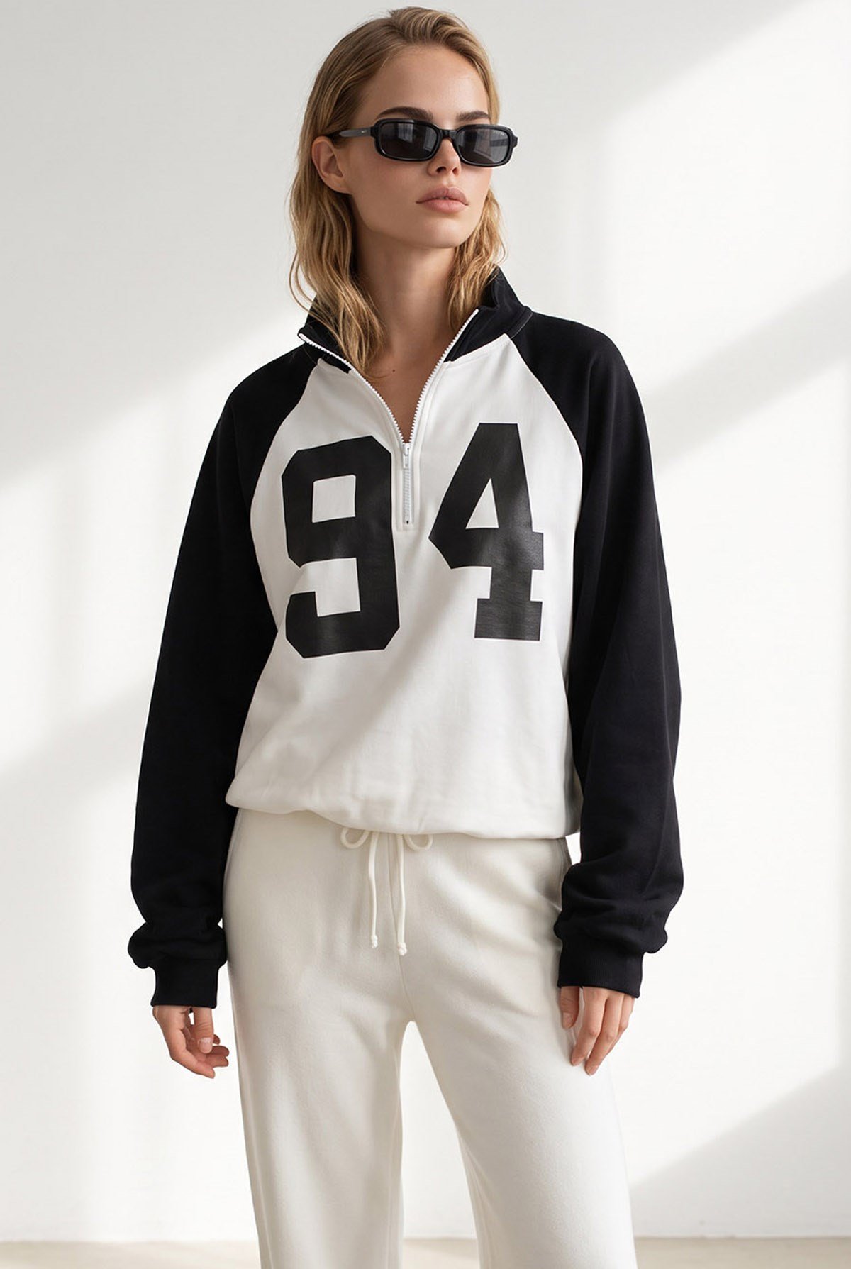 Reglan Kol Yarım Fermuarlı Dökümlü Sweatshirt Siyah
