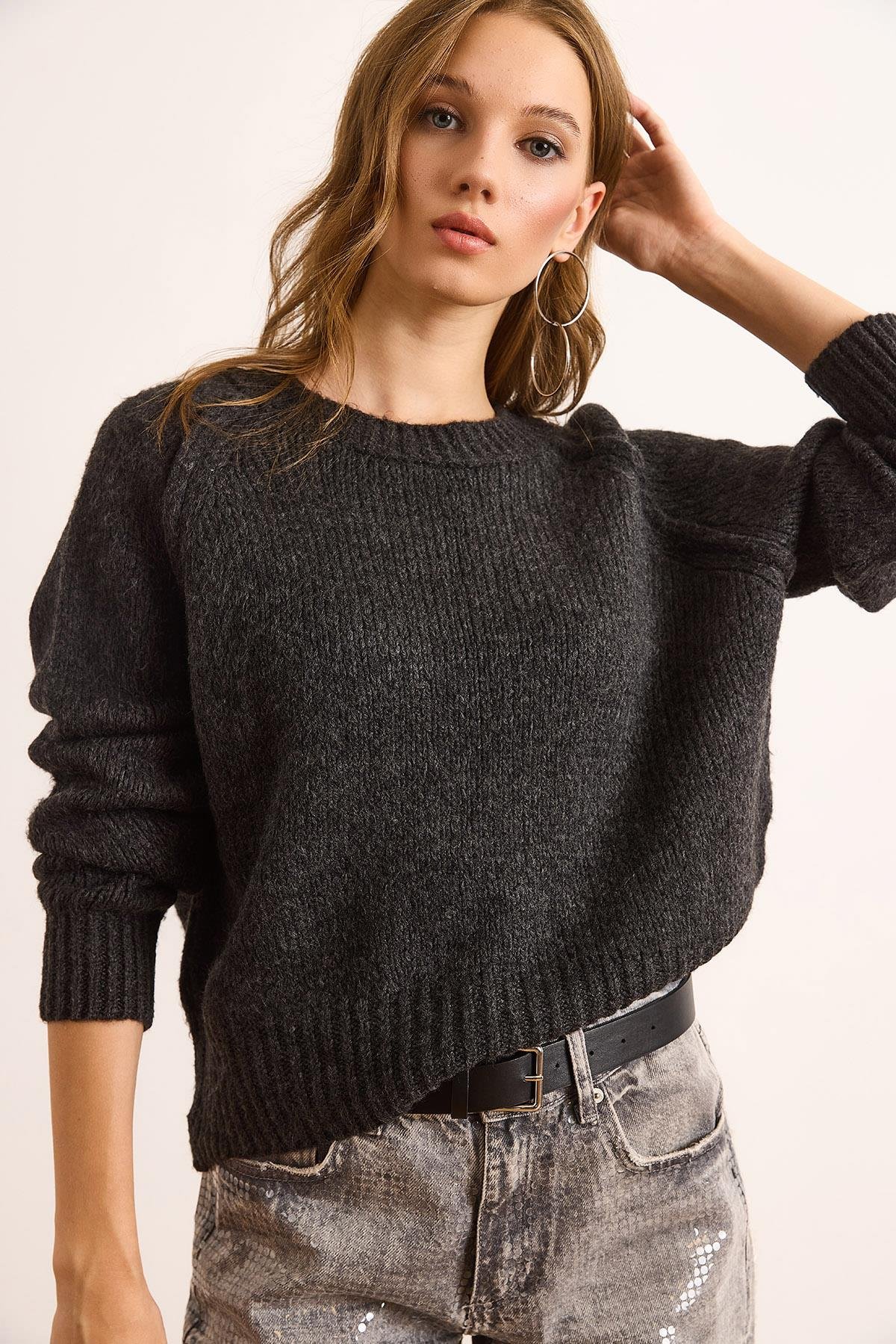 Reglan Kol Yumuşak Dokulu Crop Triko Kazak Antrasit