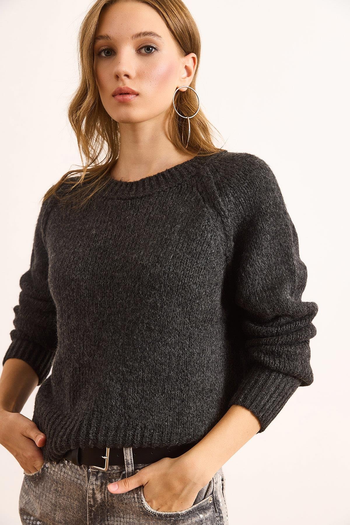 Reglan Kol Yumuşak Dokulu Crop Triko Kazak Antrasit