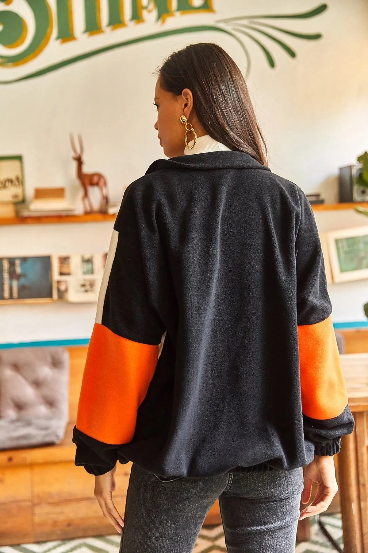 Renk Bloklu Cepli Oversize Polar Sweatshirt Siyah