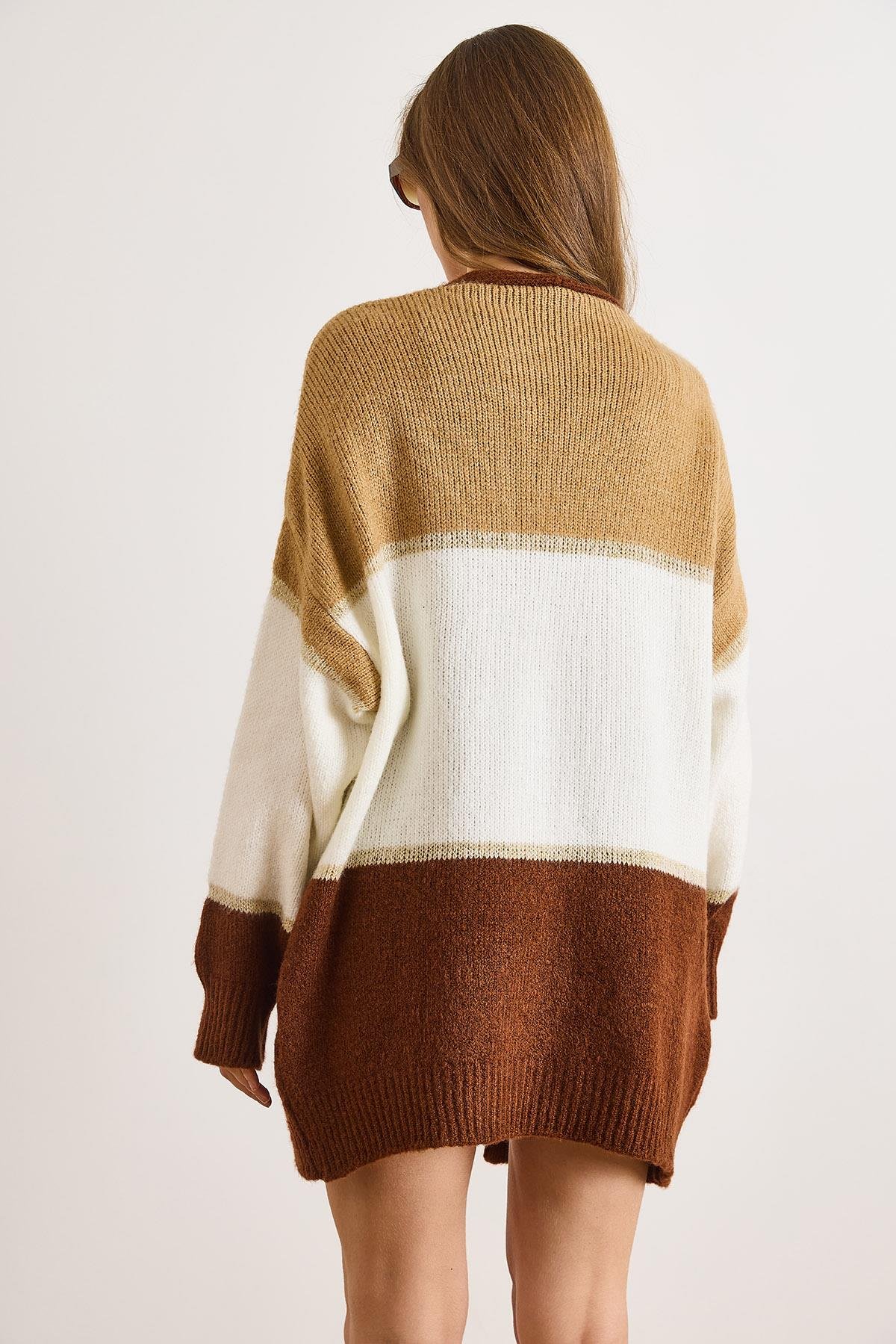 Renk Bloklu Sim Detaylı Oversize Triko Hırka Camel Kahverengi
