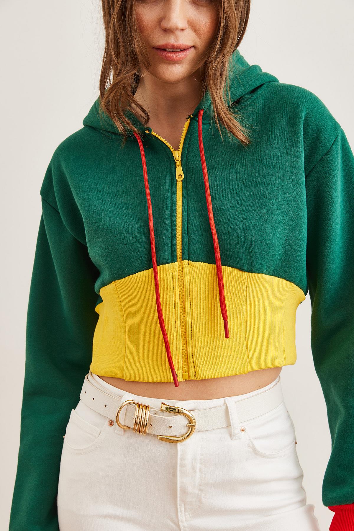 Renk Detaylı Şardonlu Fermuarlı Crop Sweatshirt Yeşil Sarı