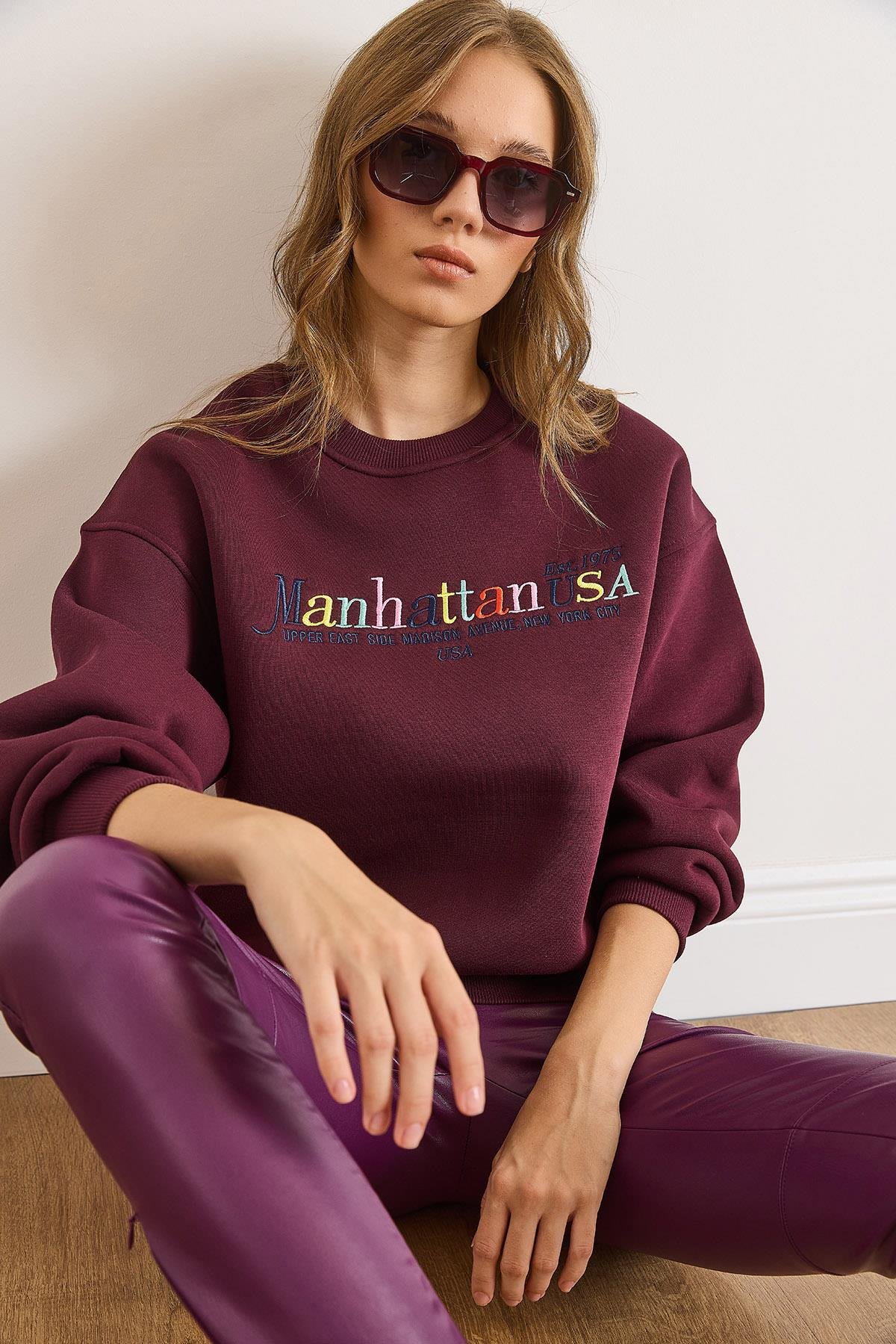 Renkli Nakışlı Şardonlu Sweatshirt Bordo