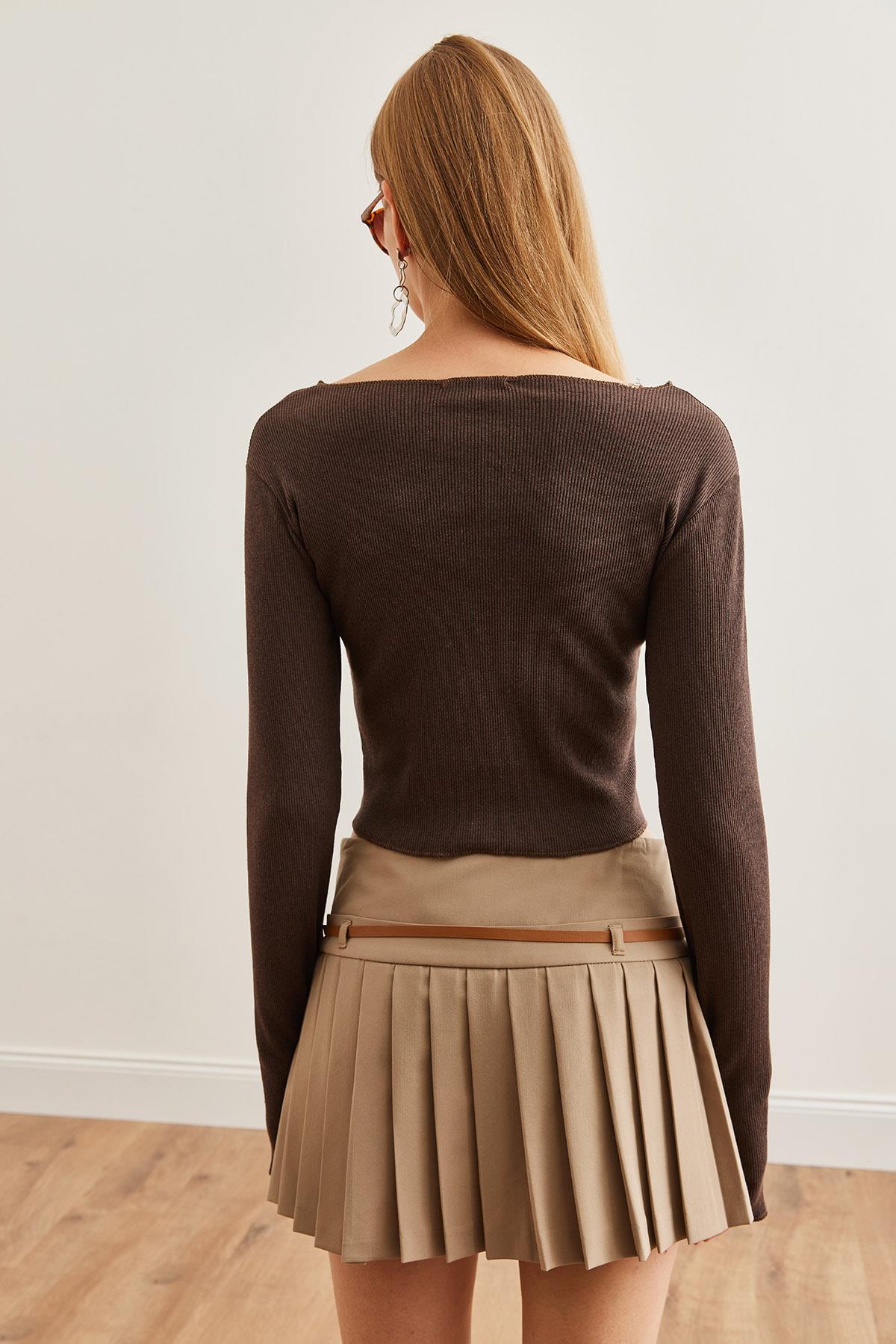 Roba Cut Out Parmak Detaylı Esnek Crop Bluz Acı Kahve