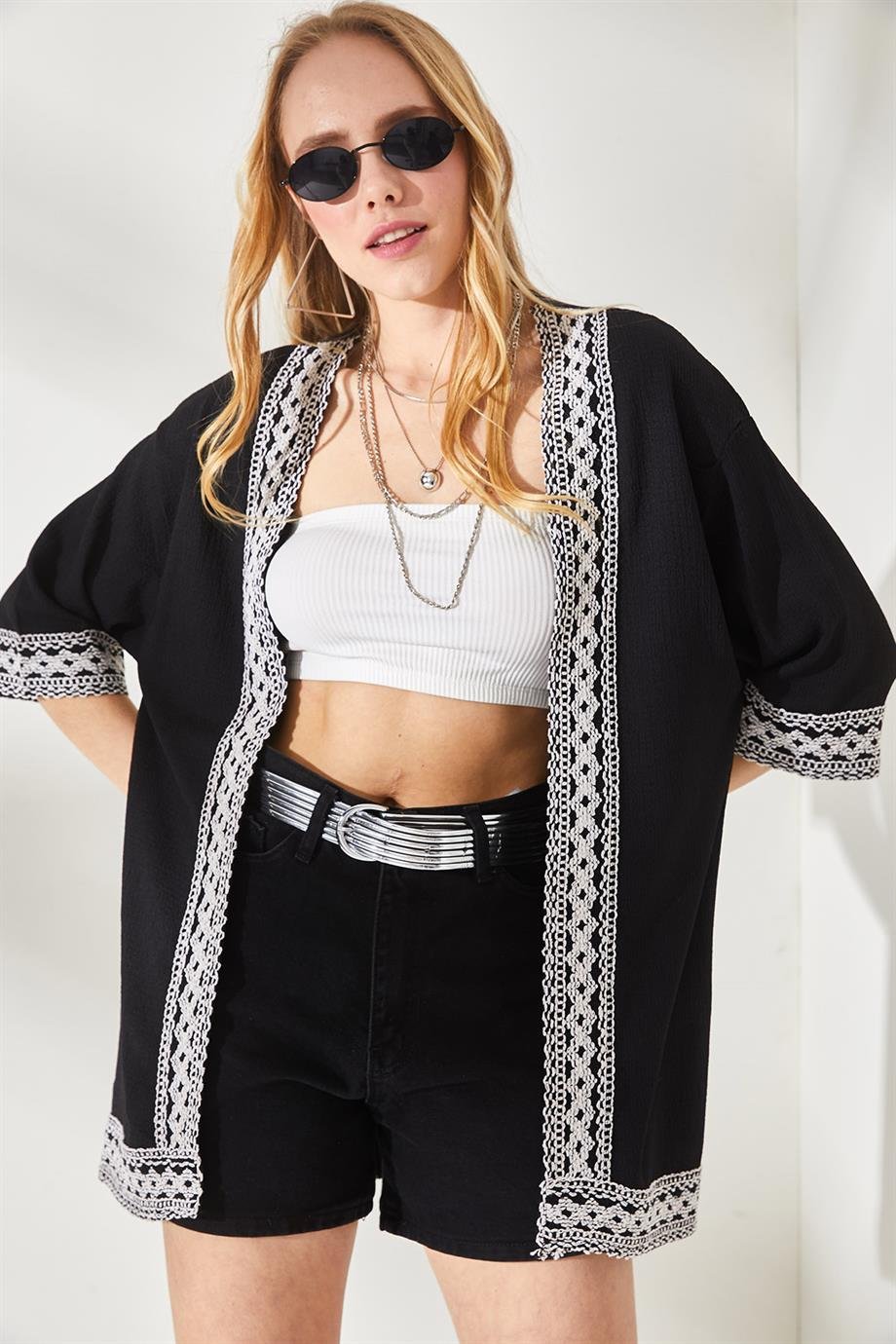 Şerit Detaylı Dokulu Kaftan Kimono Siyah