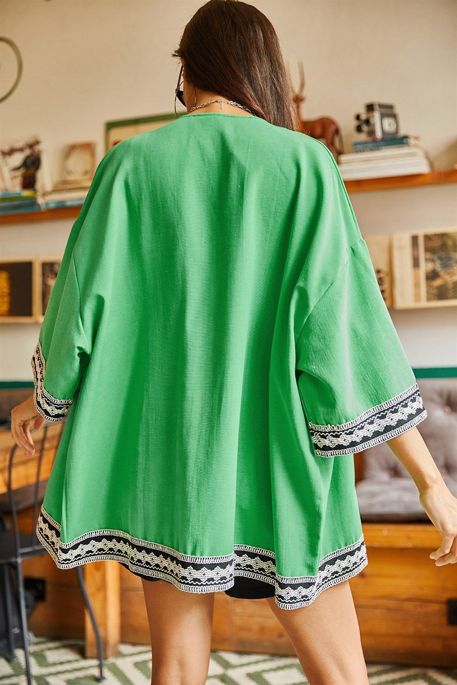 Şerit Detaylı Salaş Dokuma Kimono Çimen Yeşili