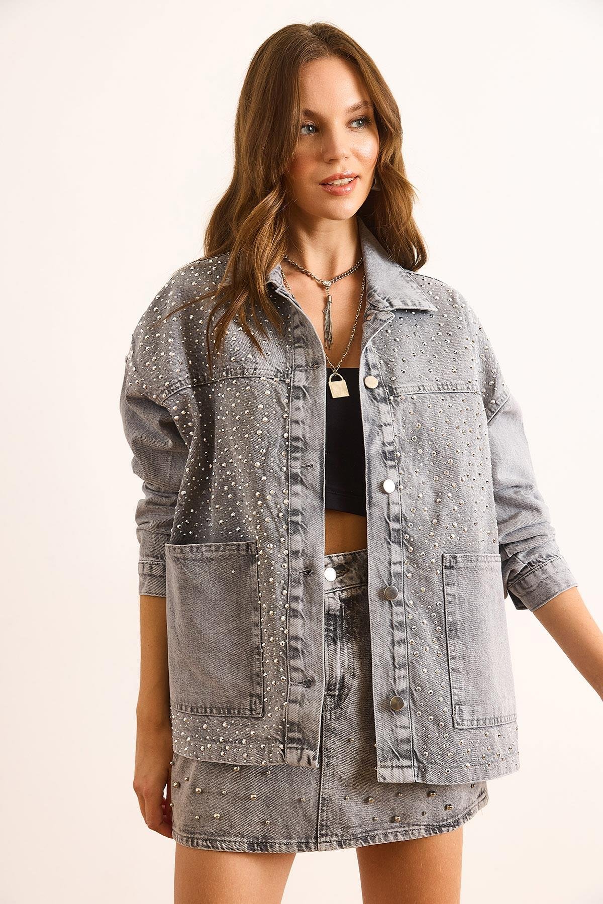 Serpme Taş Detaylı Cepli Denim Gömlek Ceket Gri