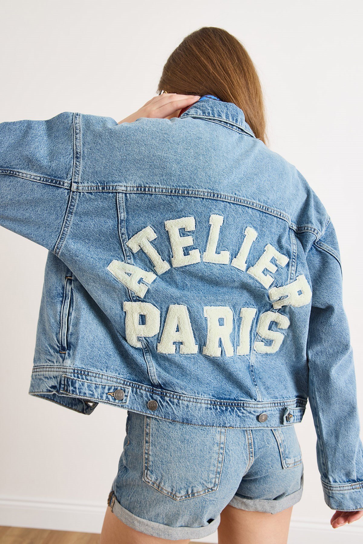 Sırtı Aplike Denim Ceket Mavi